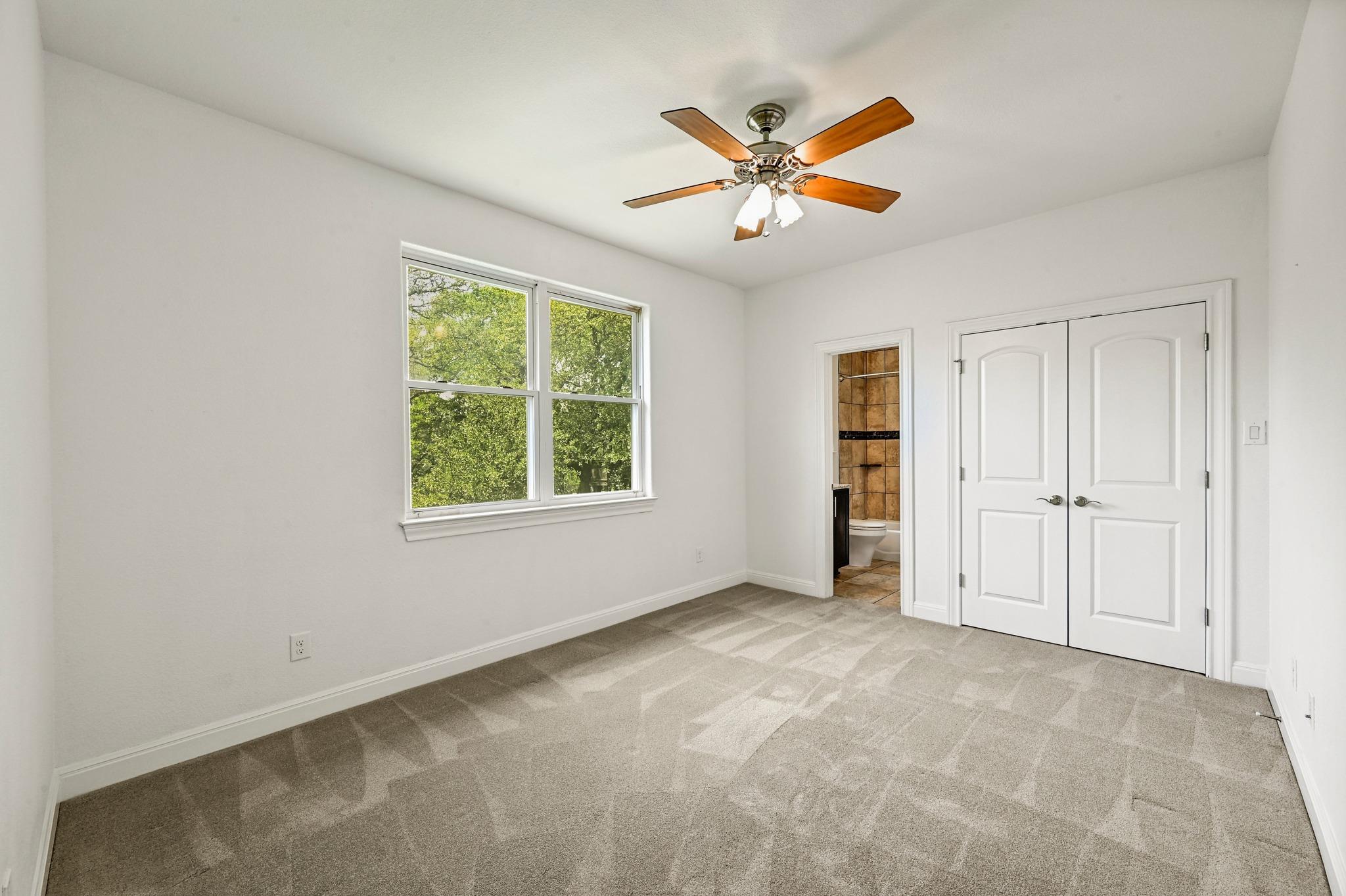9402 Springwood Dr, Austin, TX 78750
