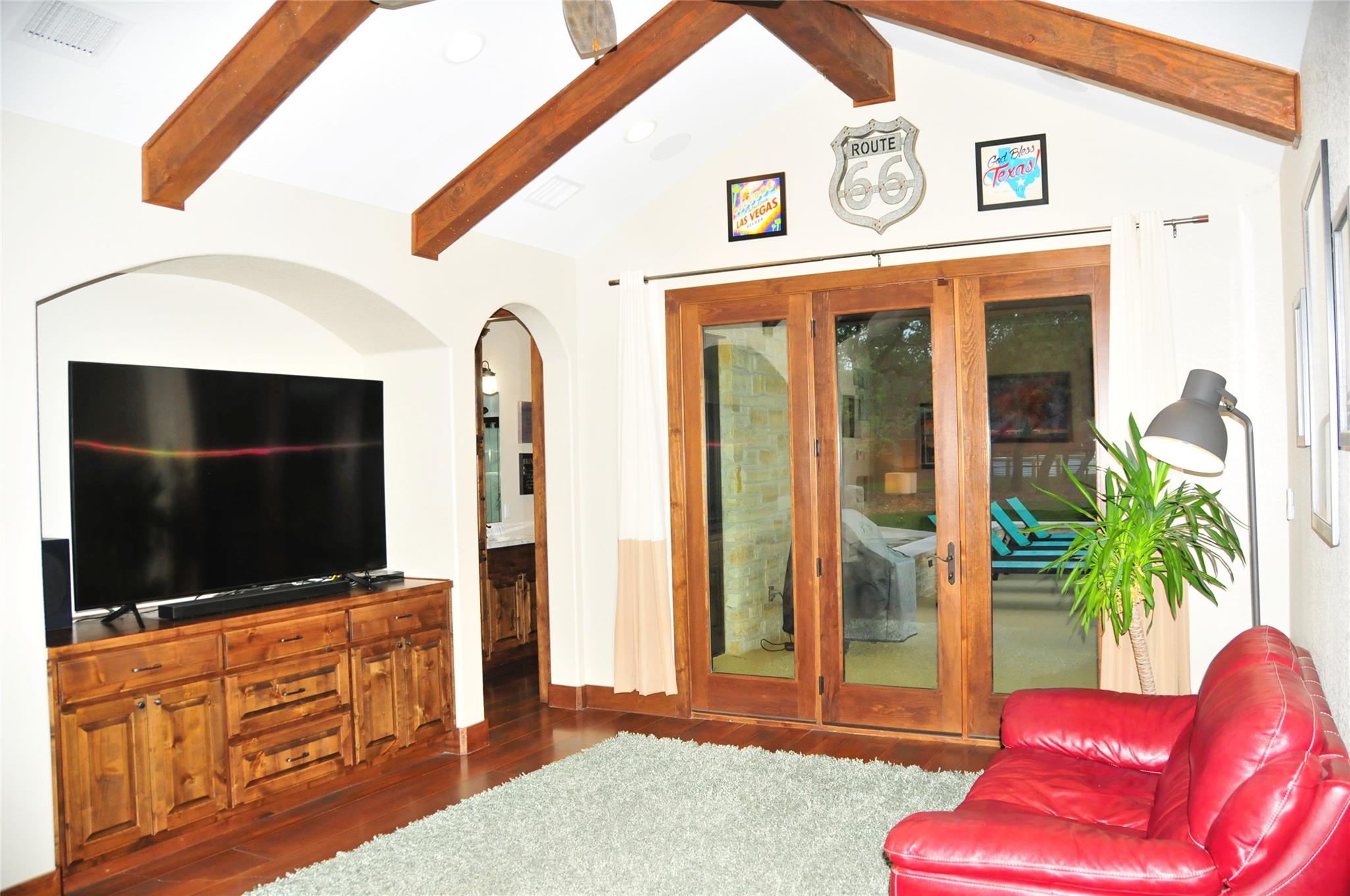 130 Saddle Ln, Liberty Hill, TX 78642