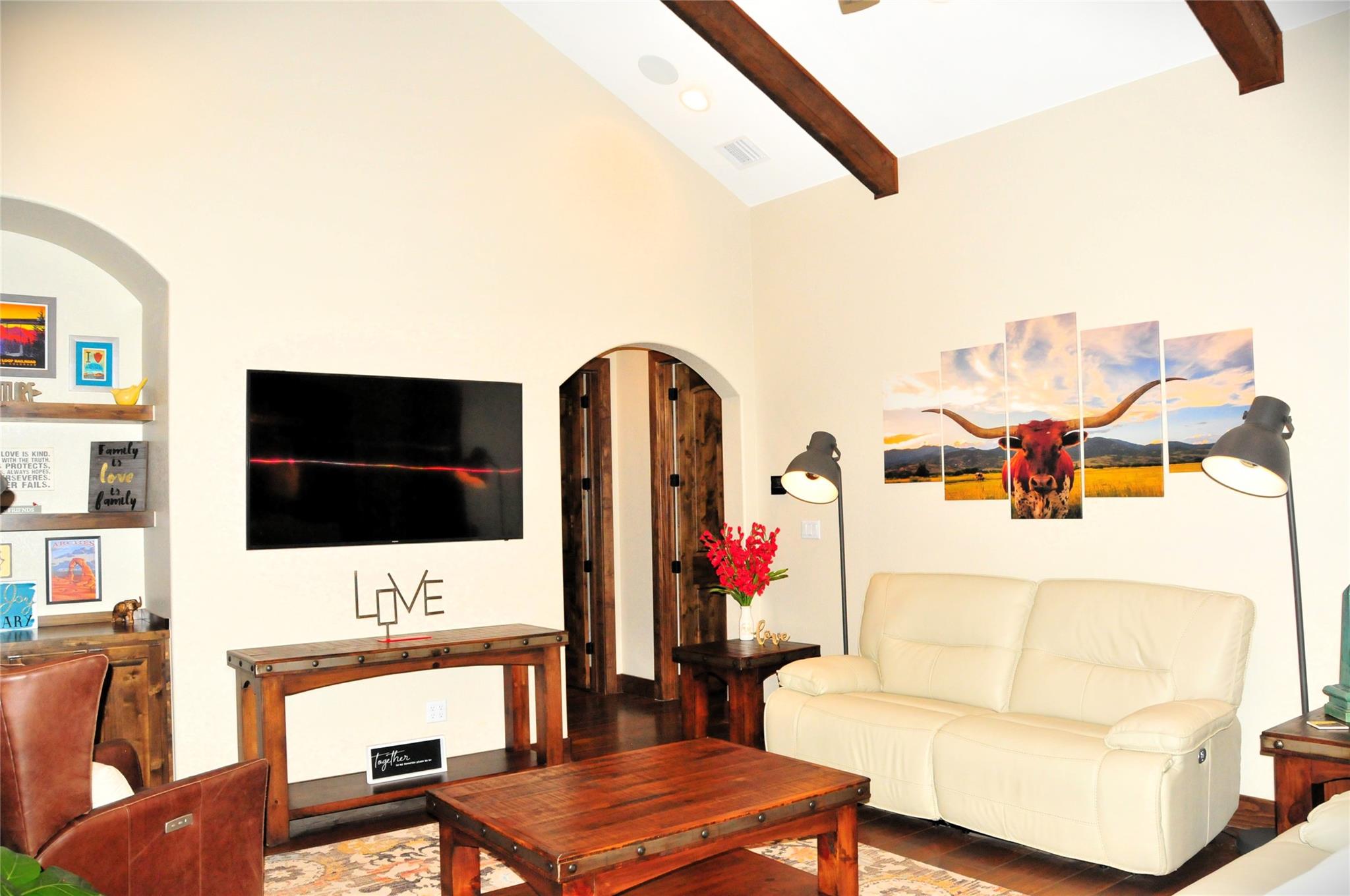 130 Saddle Ln, Liberty Hill, TX 78642