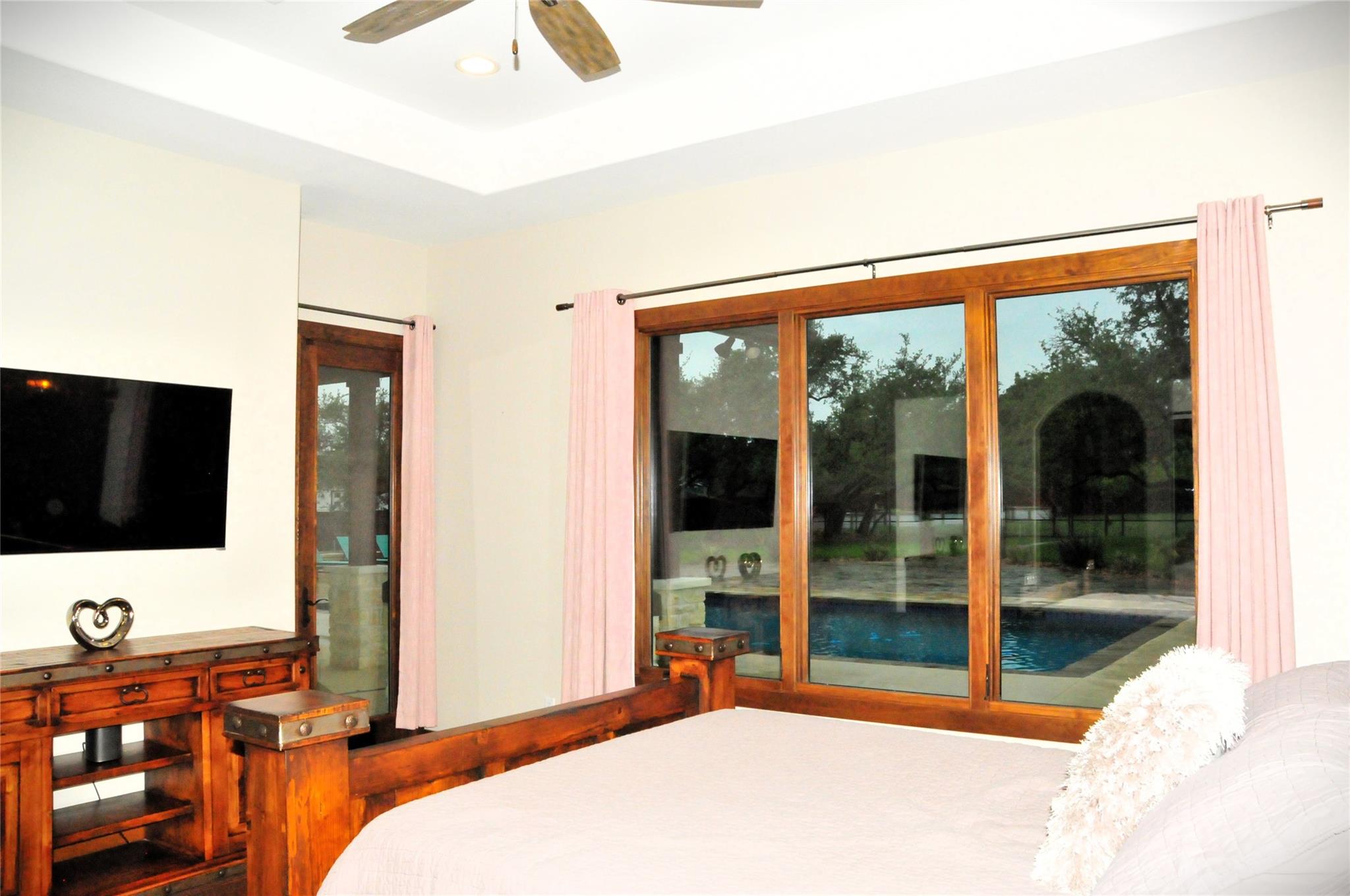 130 Saddle Ln, Liberty Hill, TX 78642