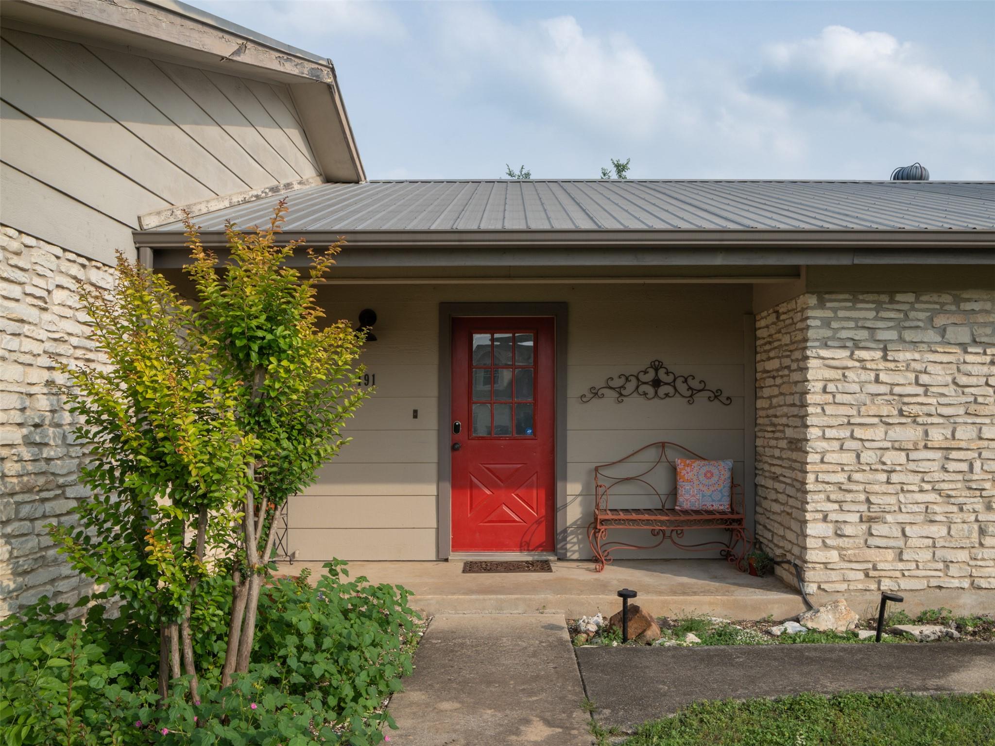 191 Bonnie Dr, Dripping Springs, TX 78620