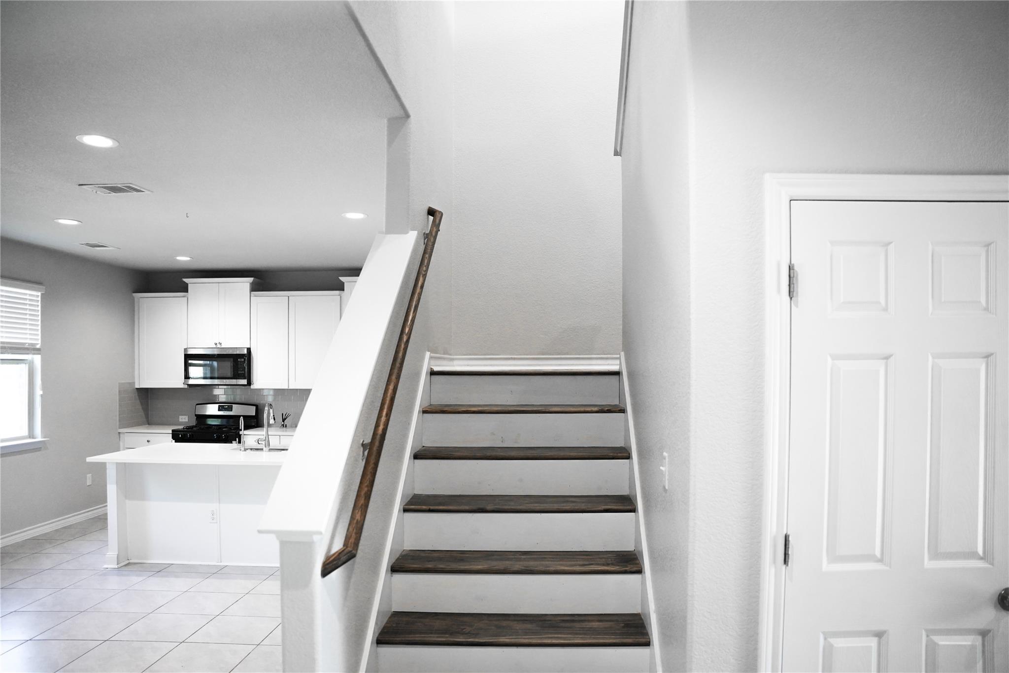 341 Mary Max Cir Cir, San Marcos, TX 78666