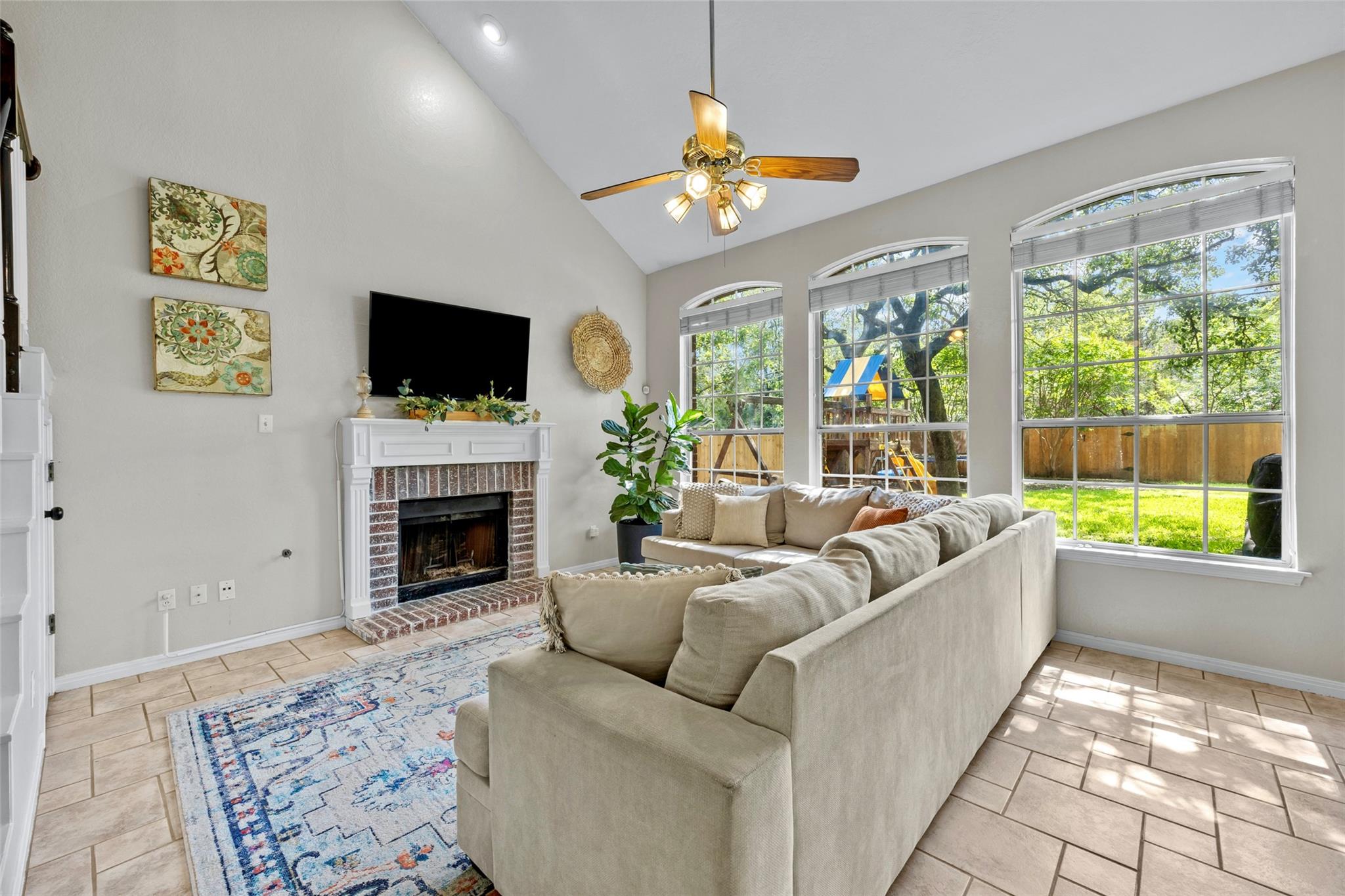 1214 Cardinal Ln, Round Rock, TX 78681