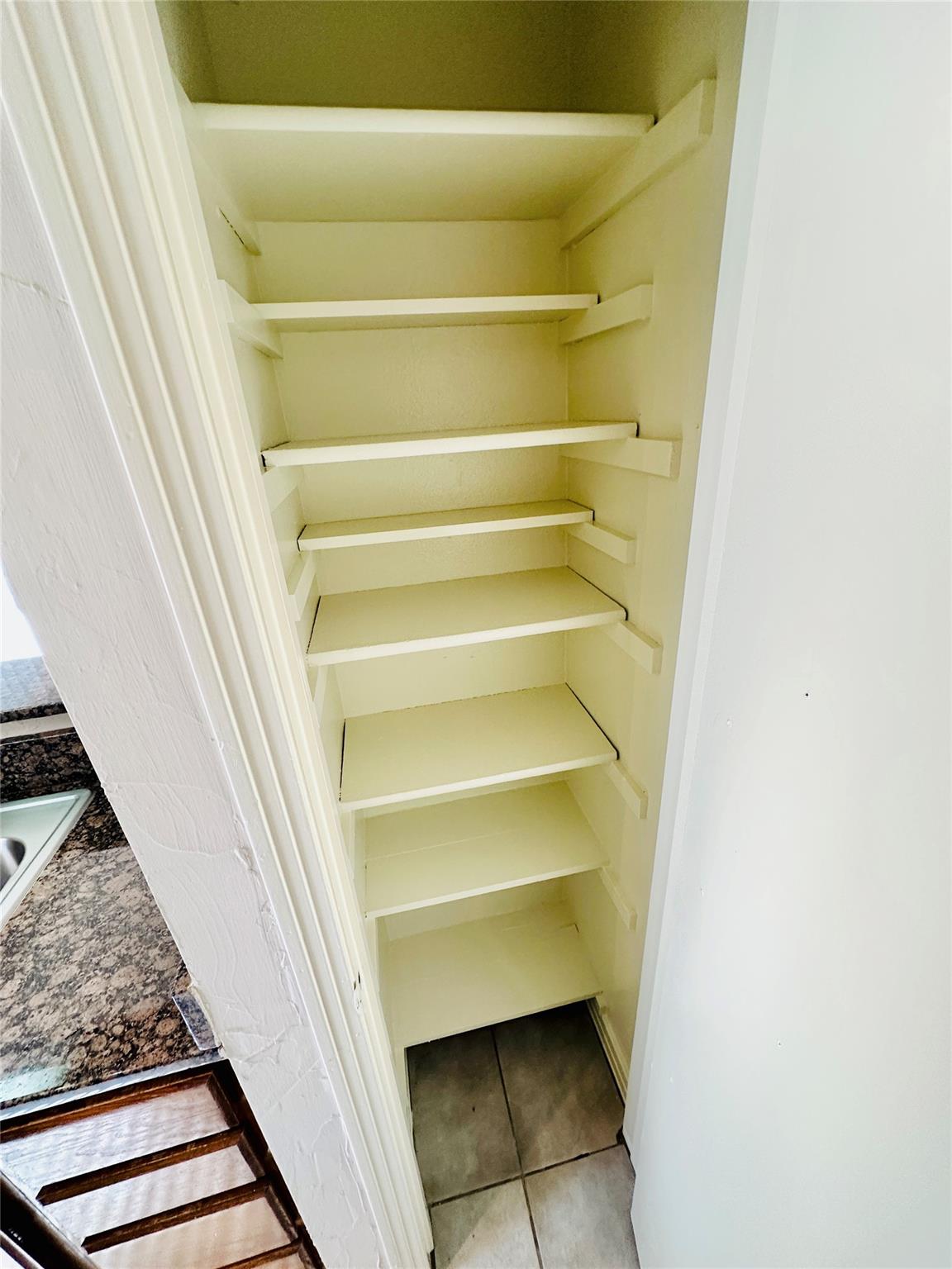 6810 Deatonhill Dr # 116, Austin, TX 78745