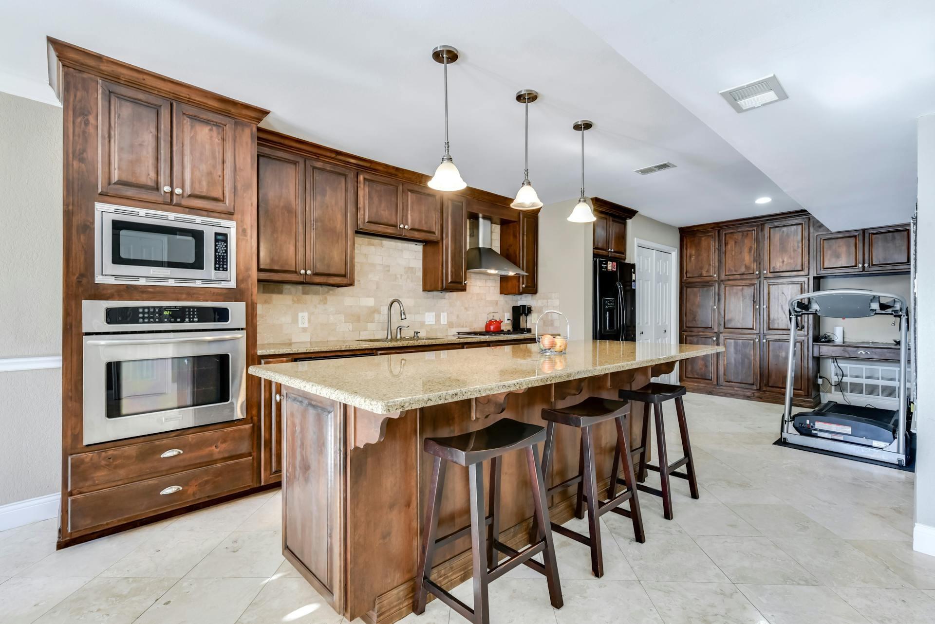 8911 Mount Bartlett Dr, Austin, TX 78759