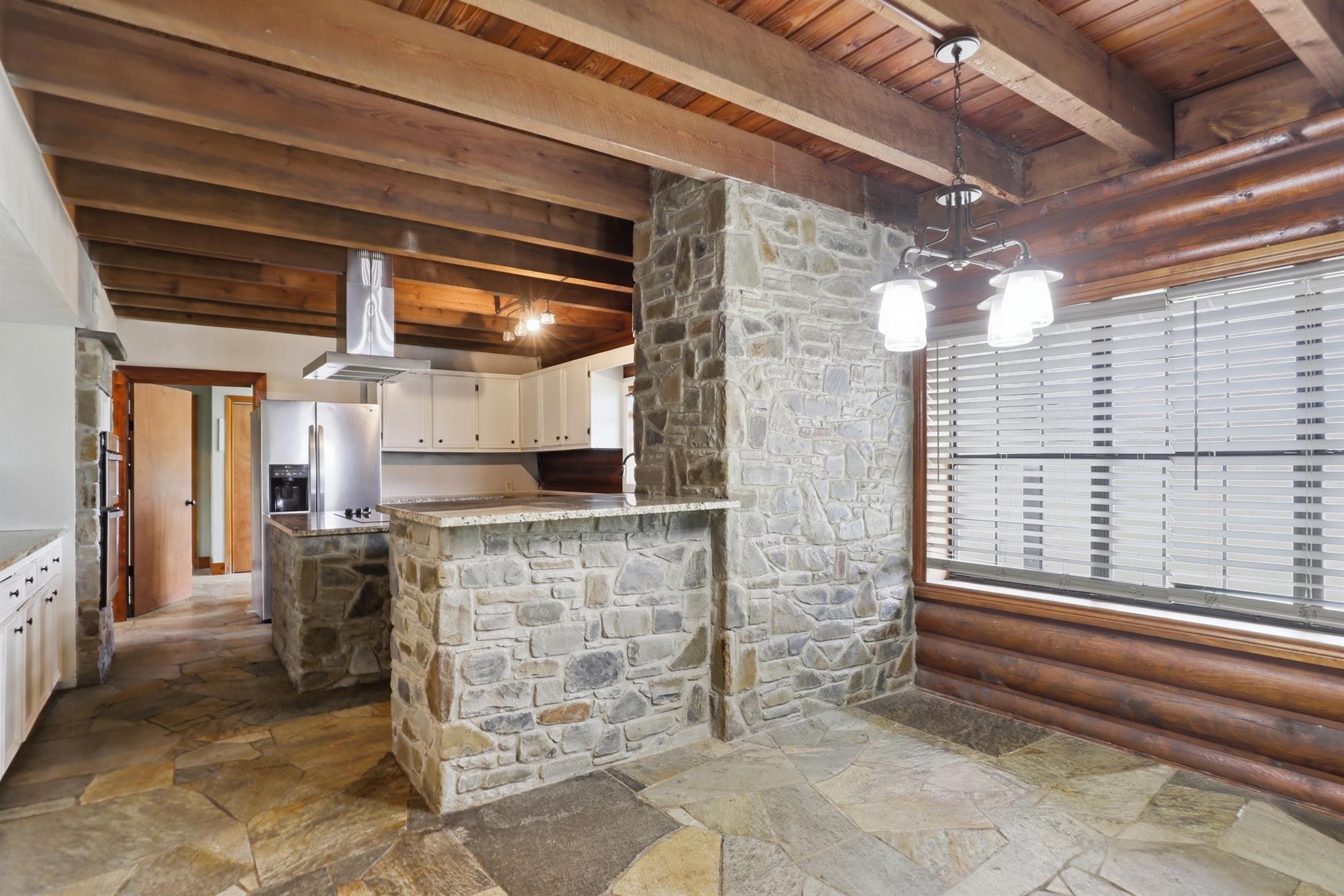900 Union Wine Rd, New Braunfels, TX 78130