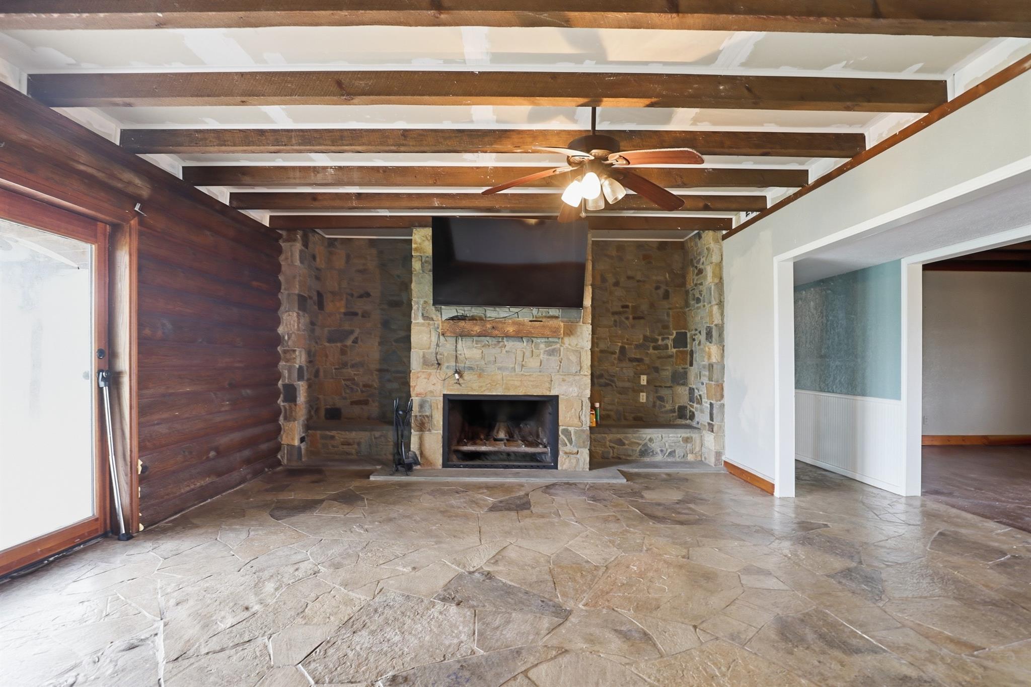 900 Union Wine Rd, New Braunfels, TX 78130