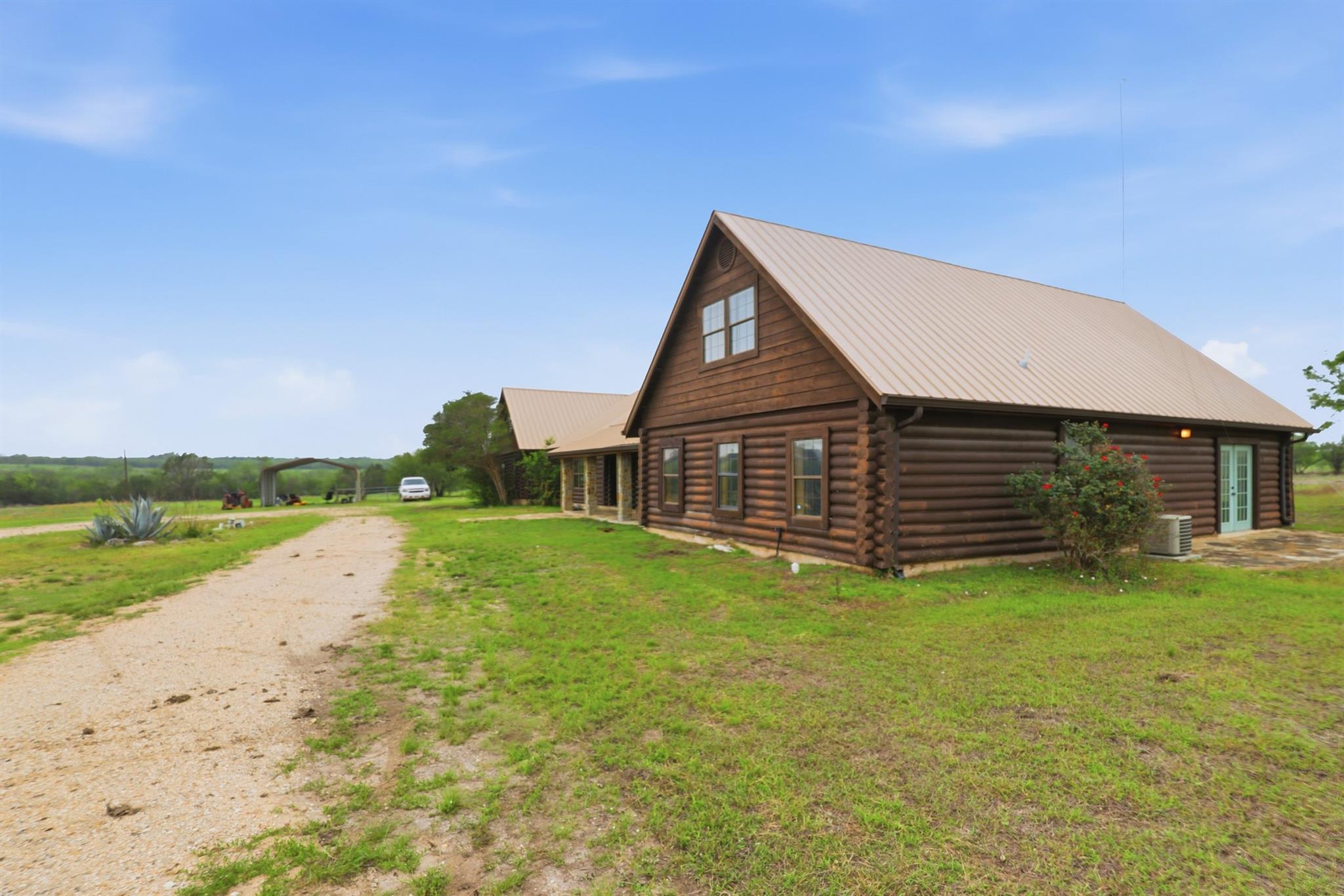 900 Union Wine Rd, New Braunfels, TX 78130