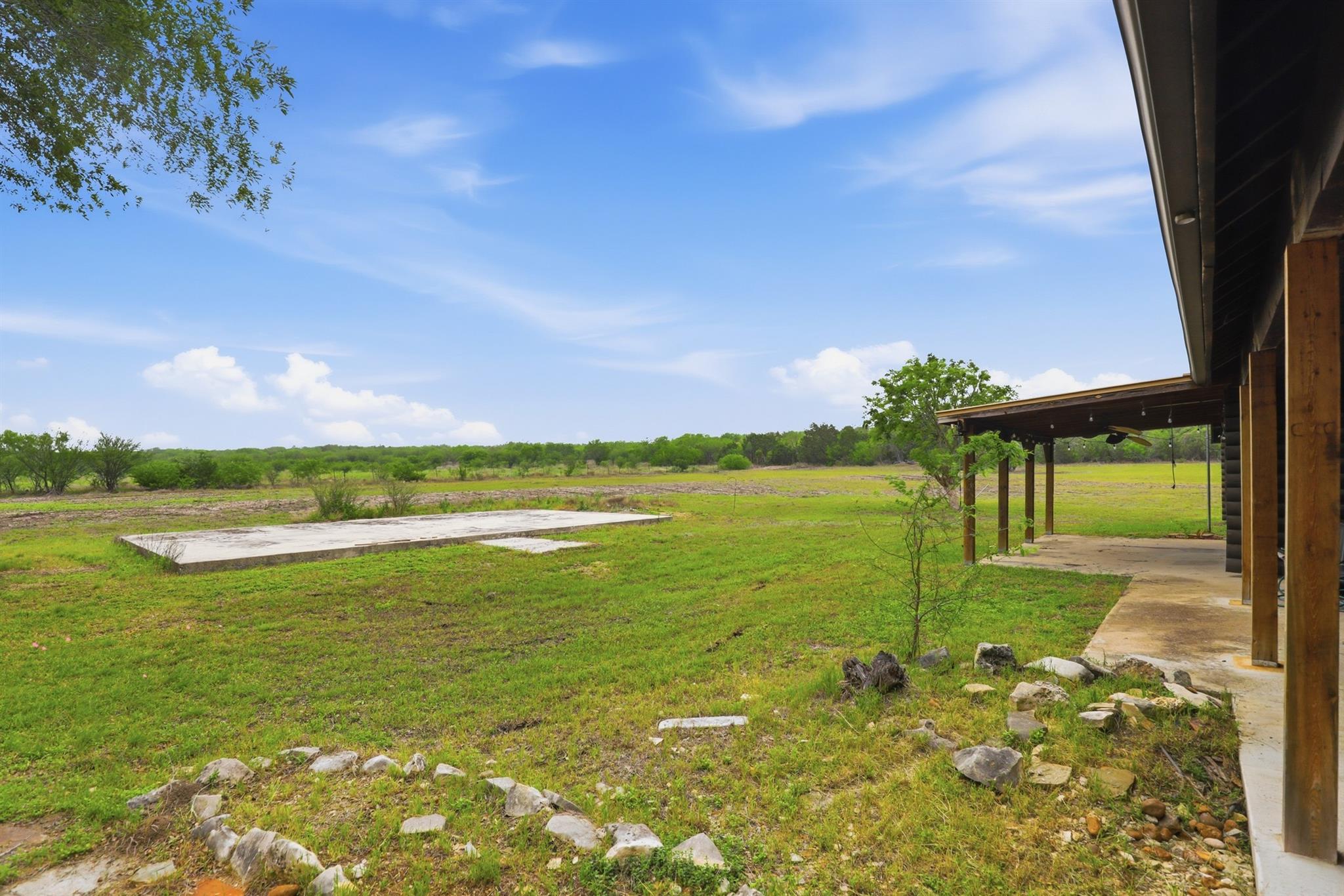 900 Union Wine Rd, New Braunfels, TX 78130