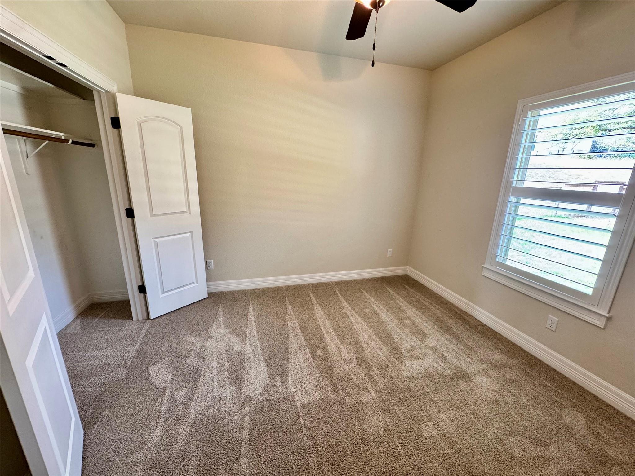 217 San Gabriel Hideaway Cv, Liberty Hill, TX 78642