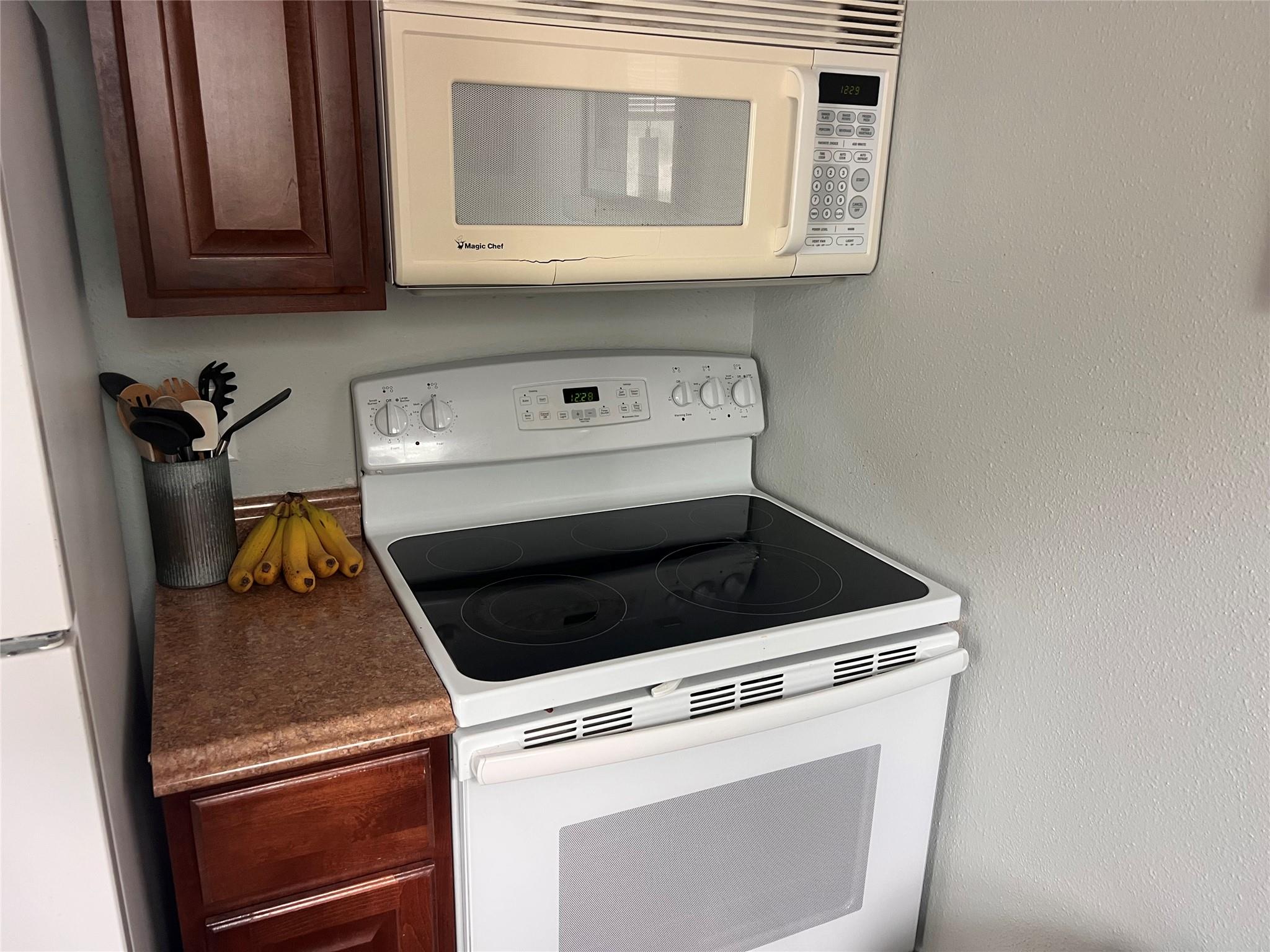 712 W 21st St # 205, Austin, TX 78705