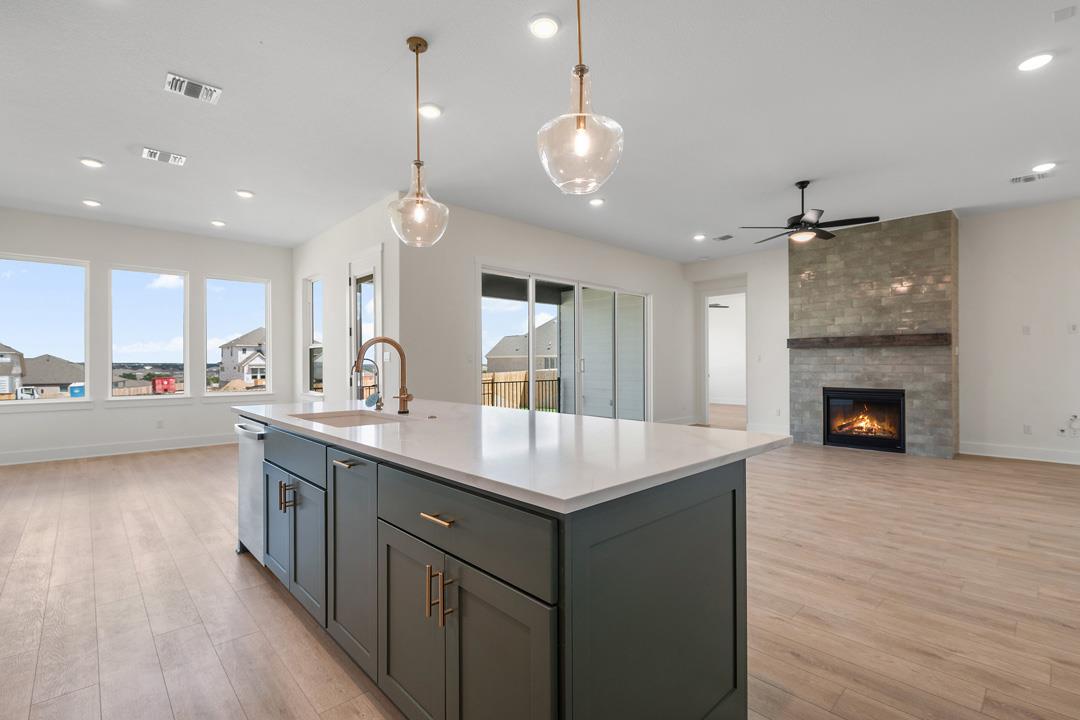 220 Smoke Signal Court, Liberty Hill, TX 78642