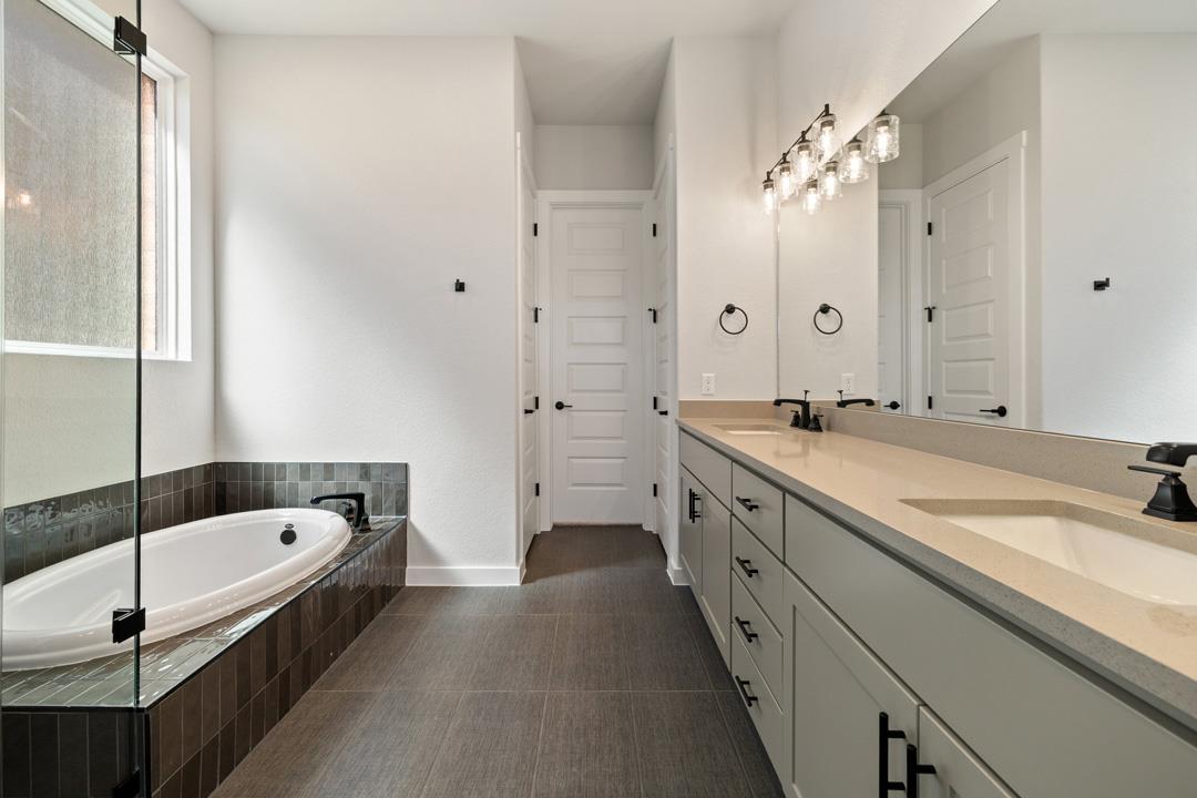 136 Old Woods Road, Liberty Hill, TX 78642