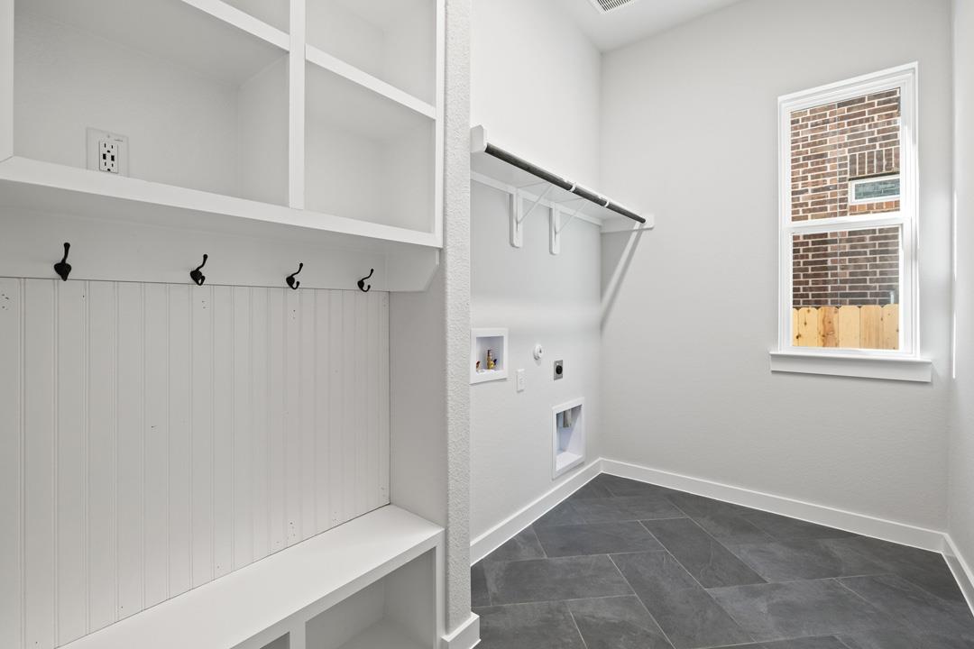 136 Old Woods Road, Liberty Hill, TX 78642