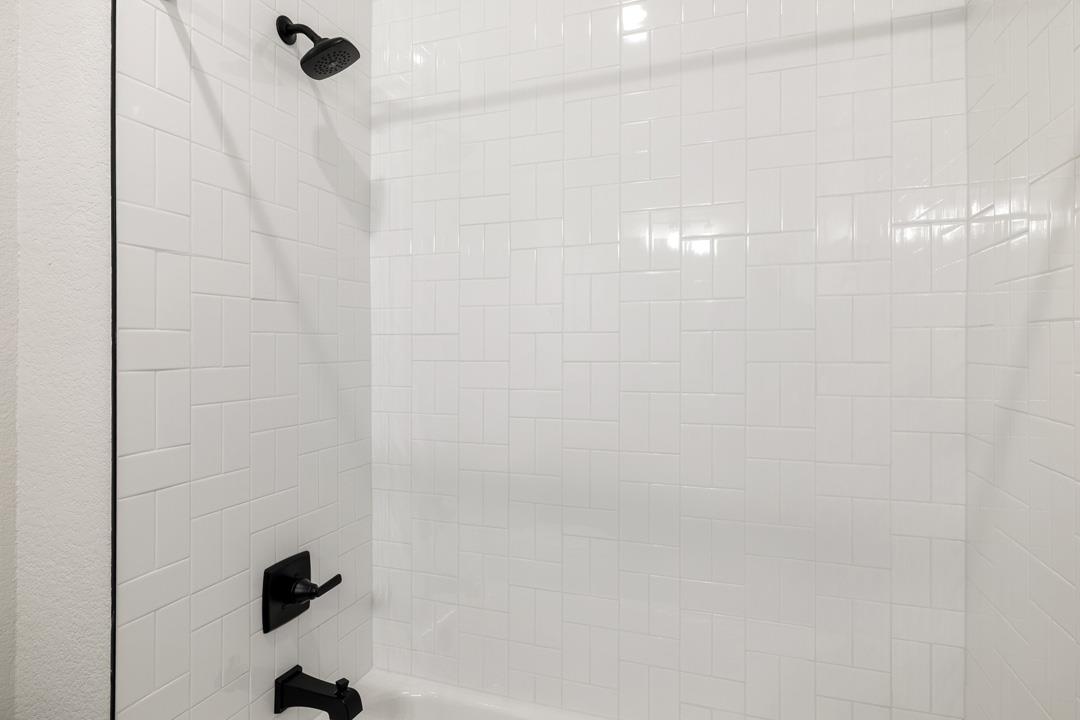 136 Old Woods Road, Liberty Hill, TX 78642