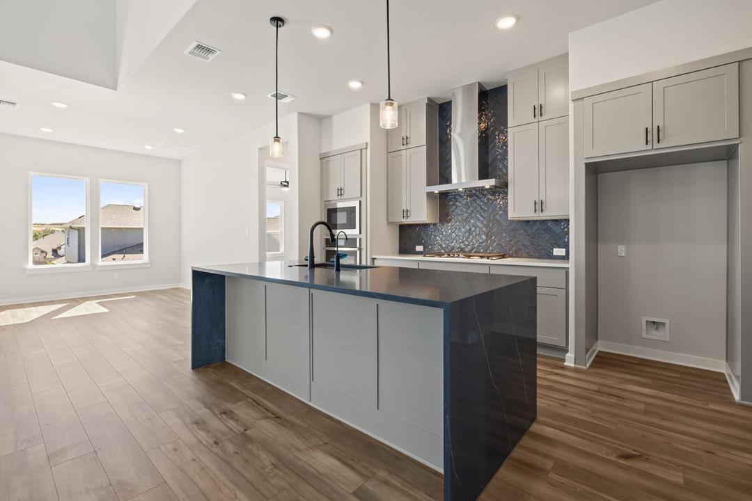 136 Old Woods Road, Liberty Hill, TX 78642