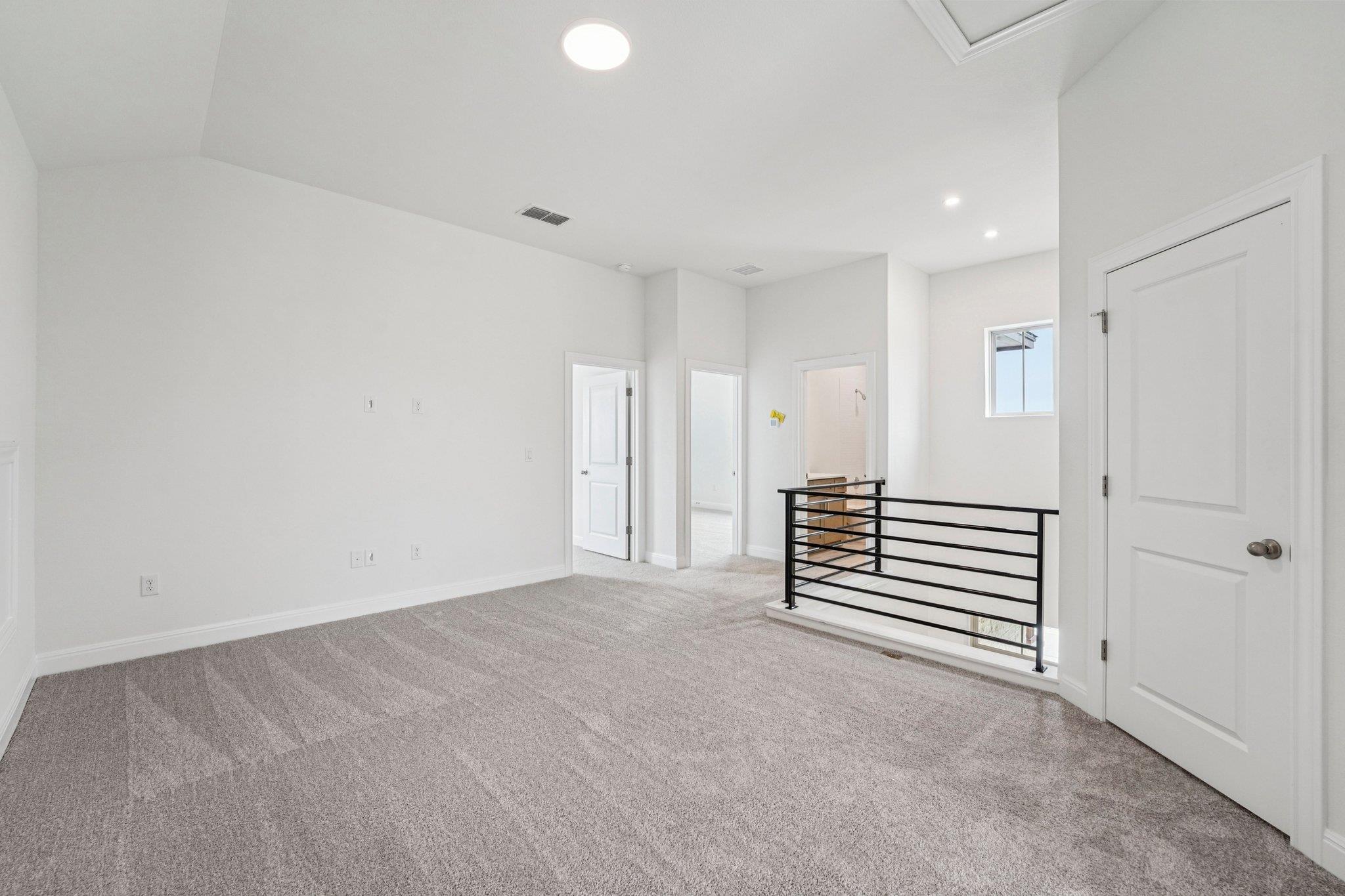 509 Treadwell Ln, Kyle, TX 78640