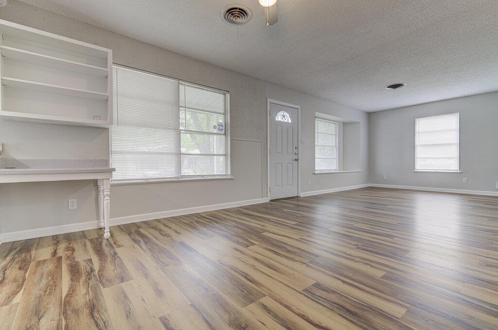 1523 Weyford Dr, Austin, TX 78757