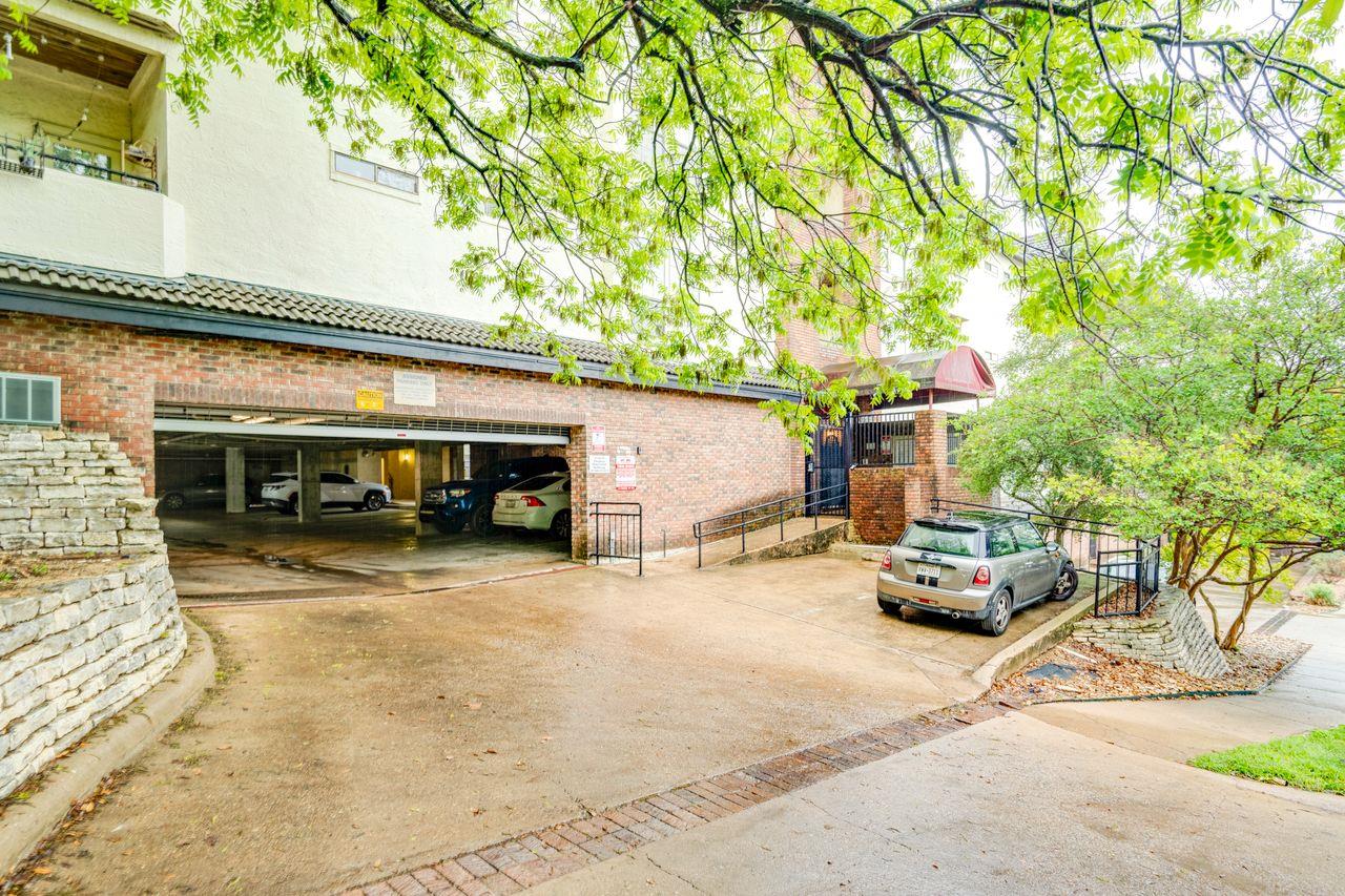 3001 Cedar St # A-205, Austin, TX 78705