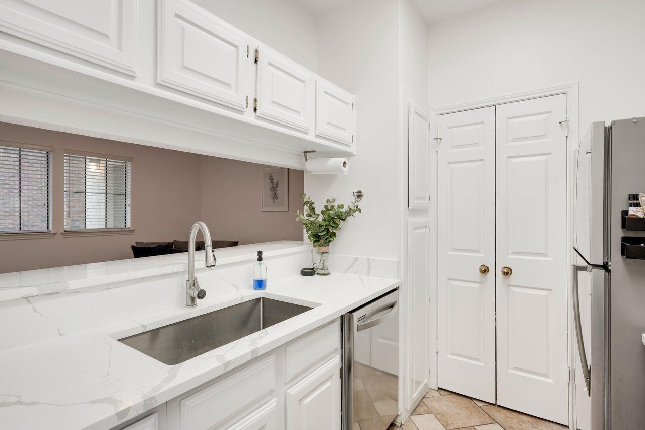 3001 Cedar St # A-205, Austin, TX 78705