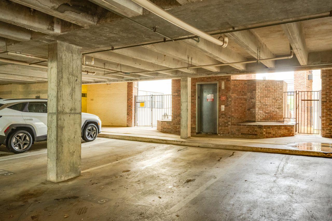 3001 Cedar St # A-205, Austin, TX 78705