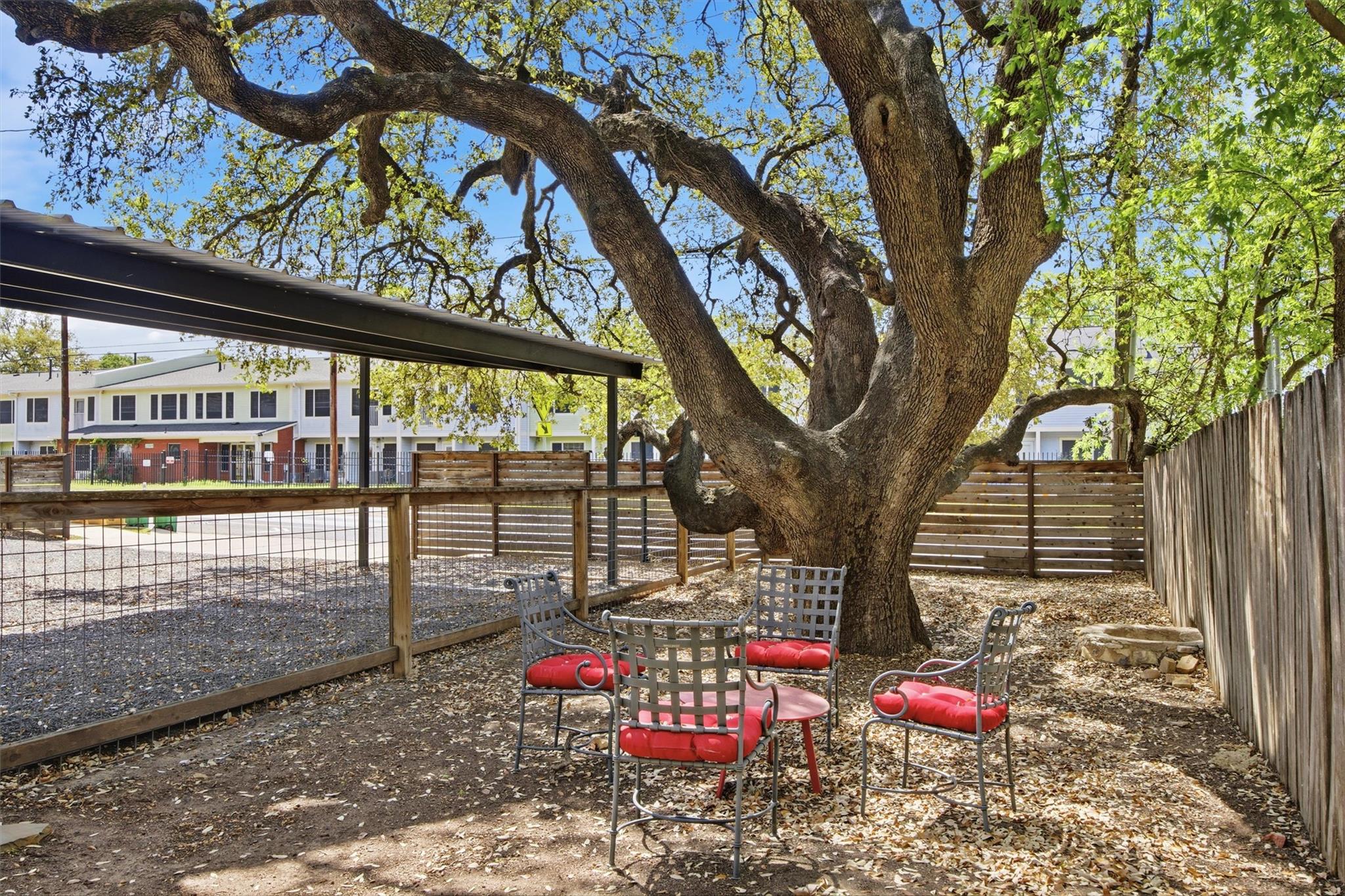 2814 Oak Springs Dr # A, Austin, TX 78702