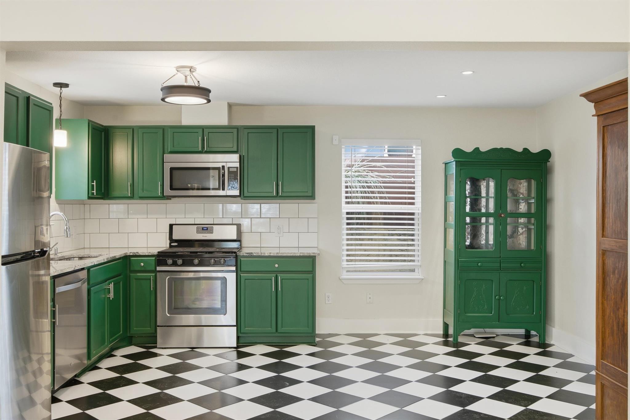 2814 Oak Springs Dr # A, Austin, TX 78702