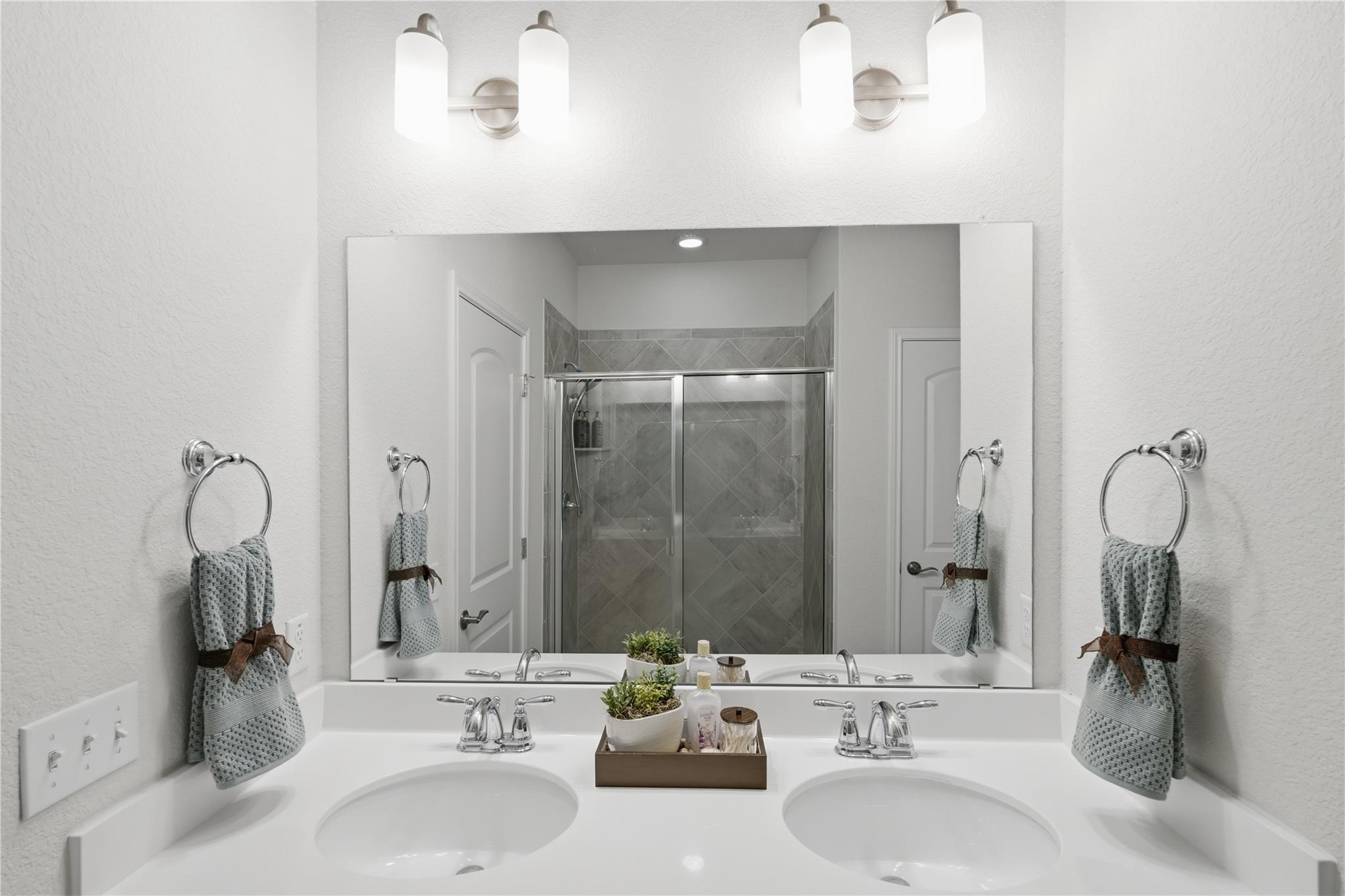 167 Limonite Ln, Liberty Hill, TX 78642