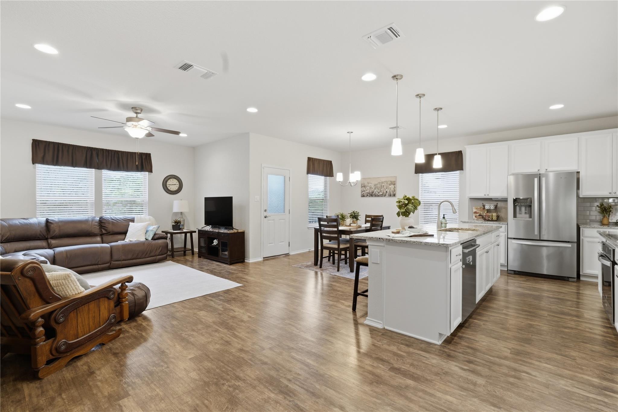 167 Limonite Ln, Liberty Hill, TX 78642