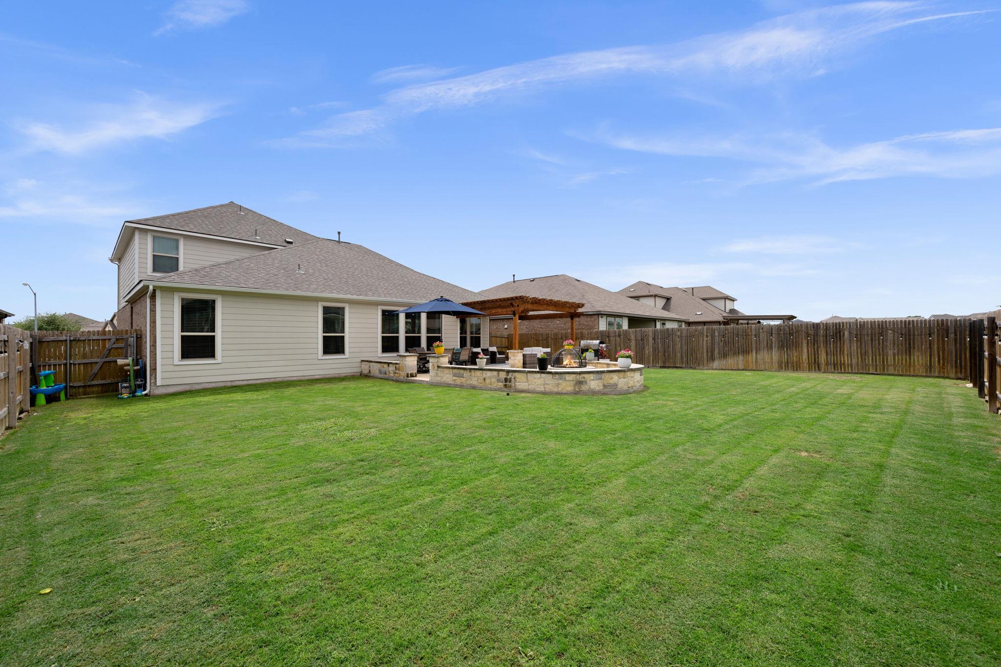 7315 Leonardo Dr, Round Rock, TX 78665