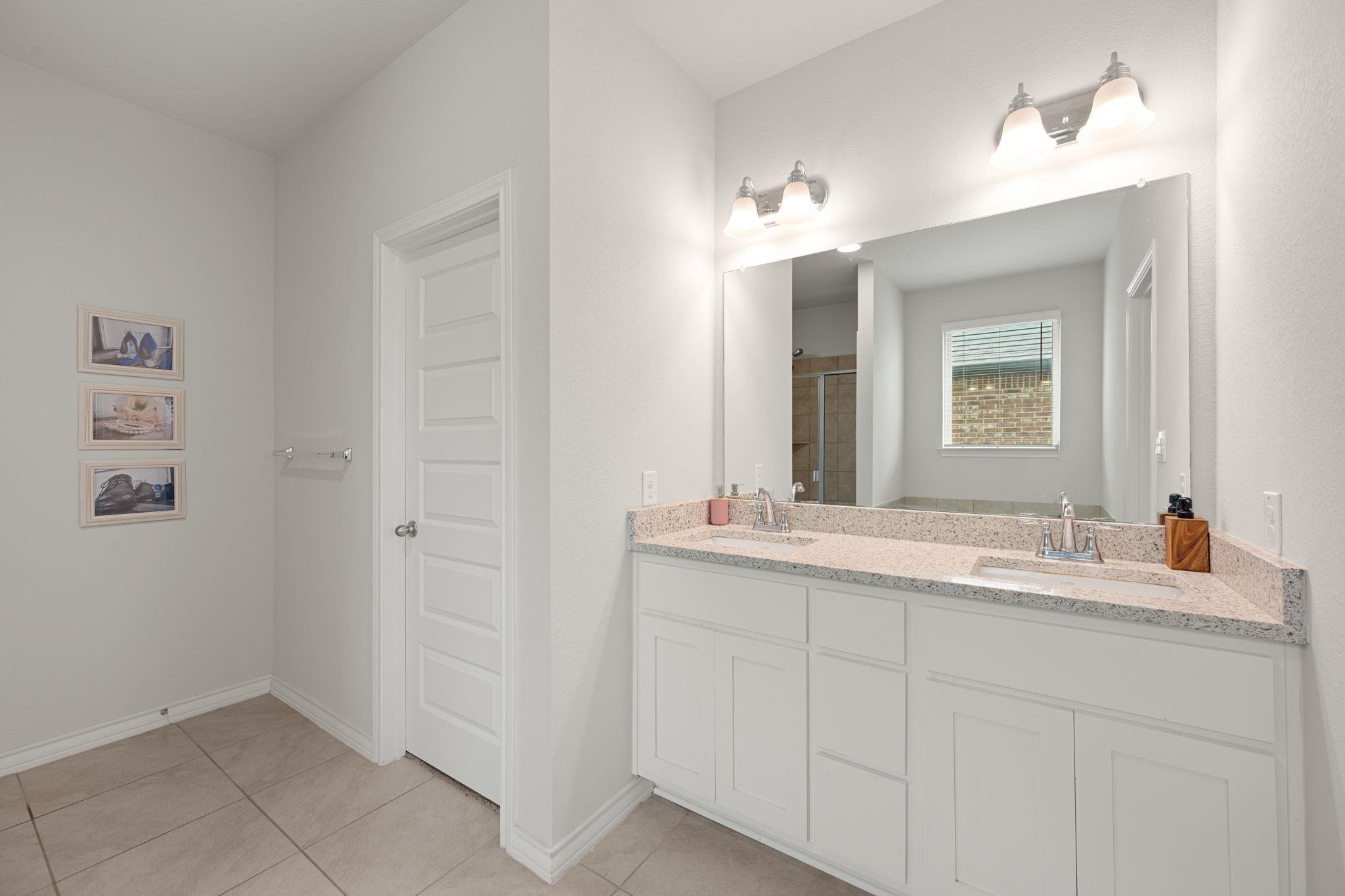 7315 Leonardo Dr, Round Rock, TX 78665