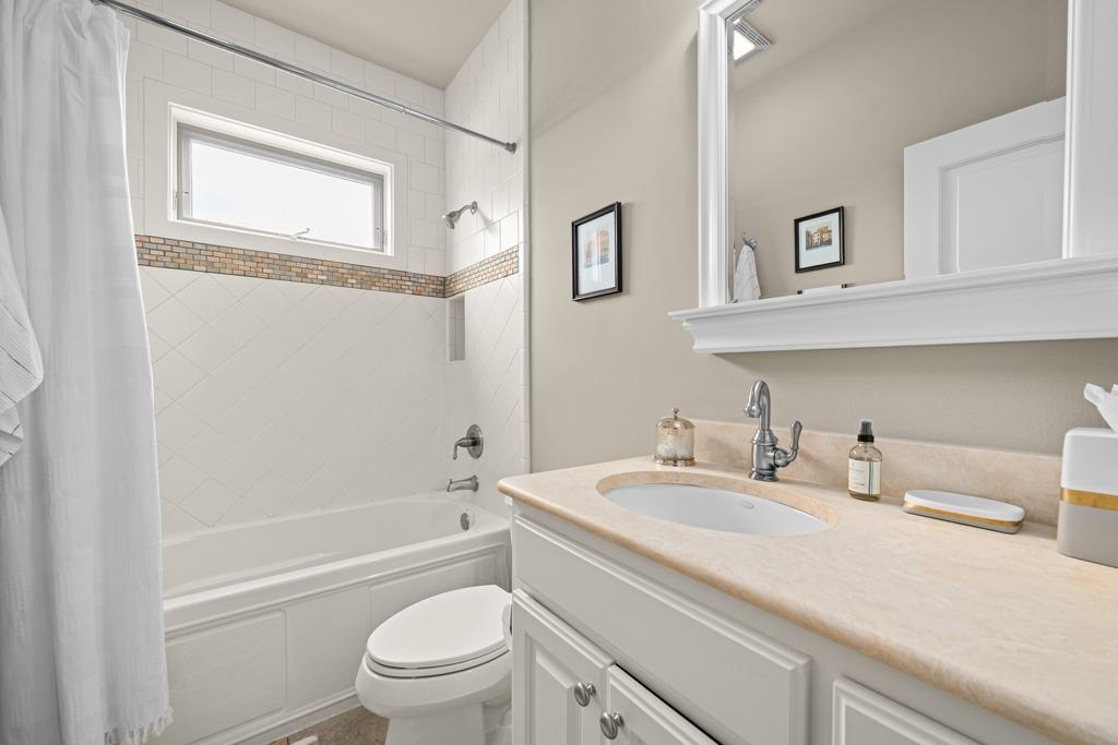 7321 Vista Mountain Dr, Austin, TX 78731
