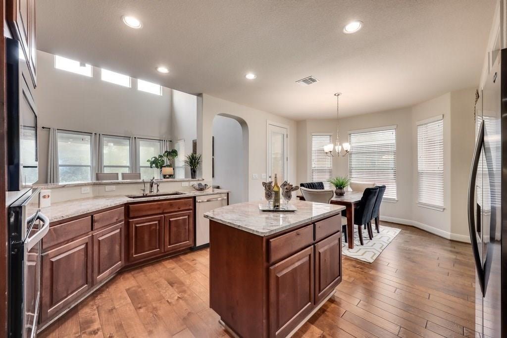 10825 BALLARD Path, Austin, TX 78717