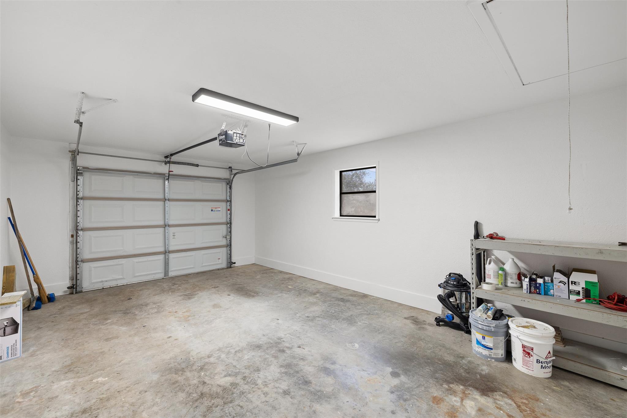 555 E Houston St, Giddings, TX 78942