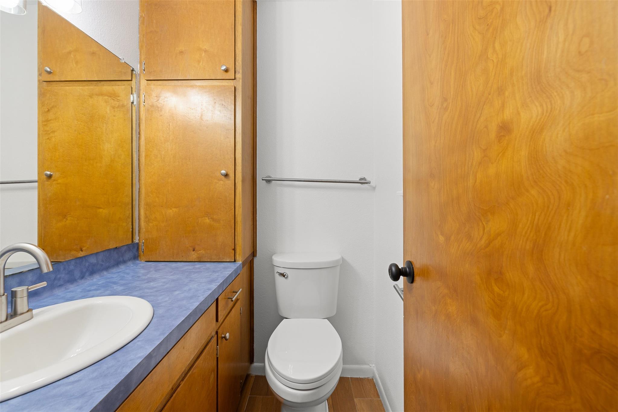 555 E Houston St, Giddings, TX 78942