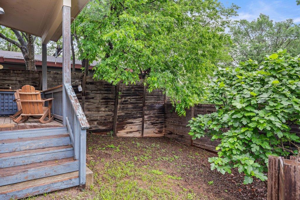 1131 Poquito St # A, Austin, TX 78702