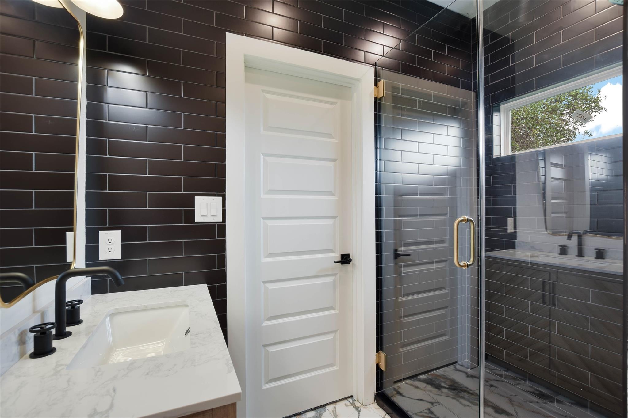 10918 Ridgeway St, Leander, TX 78645