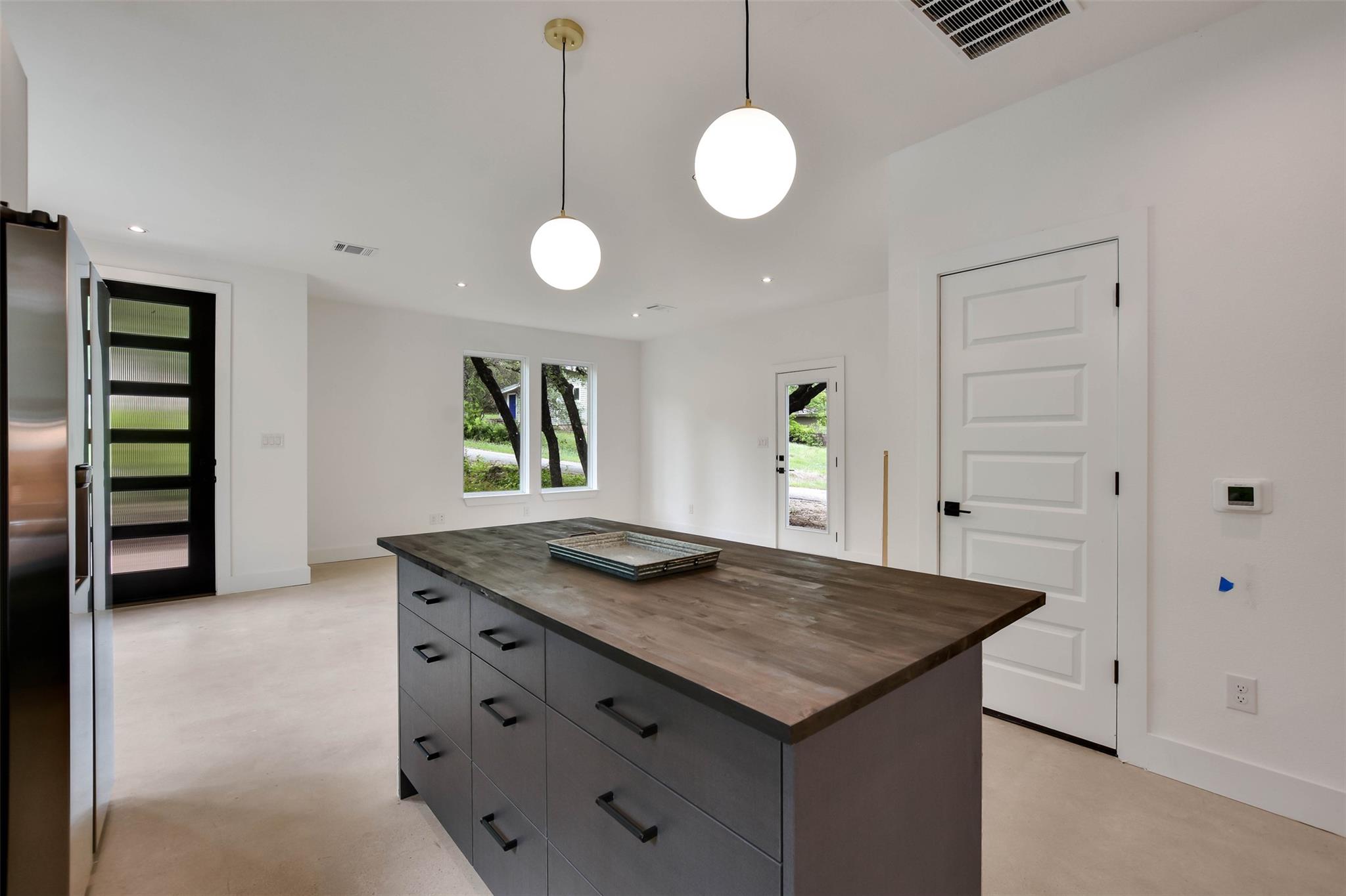 10918 Ridgeway St, Leander, TX 78645