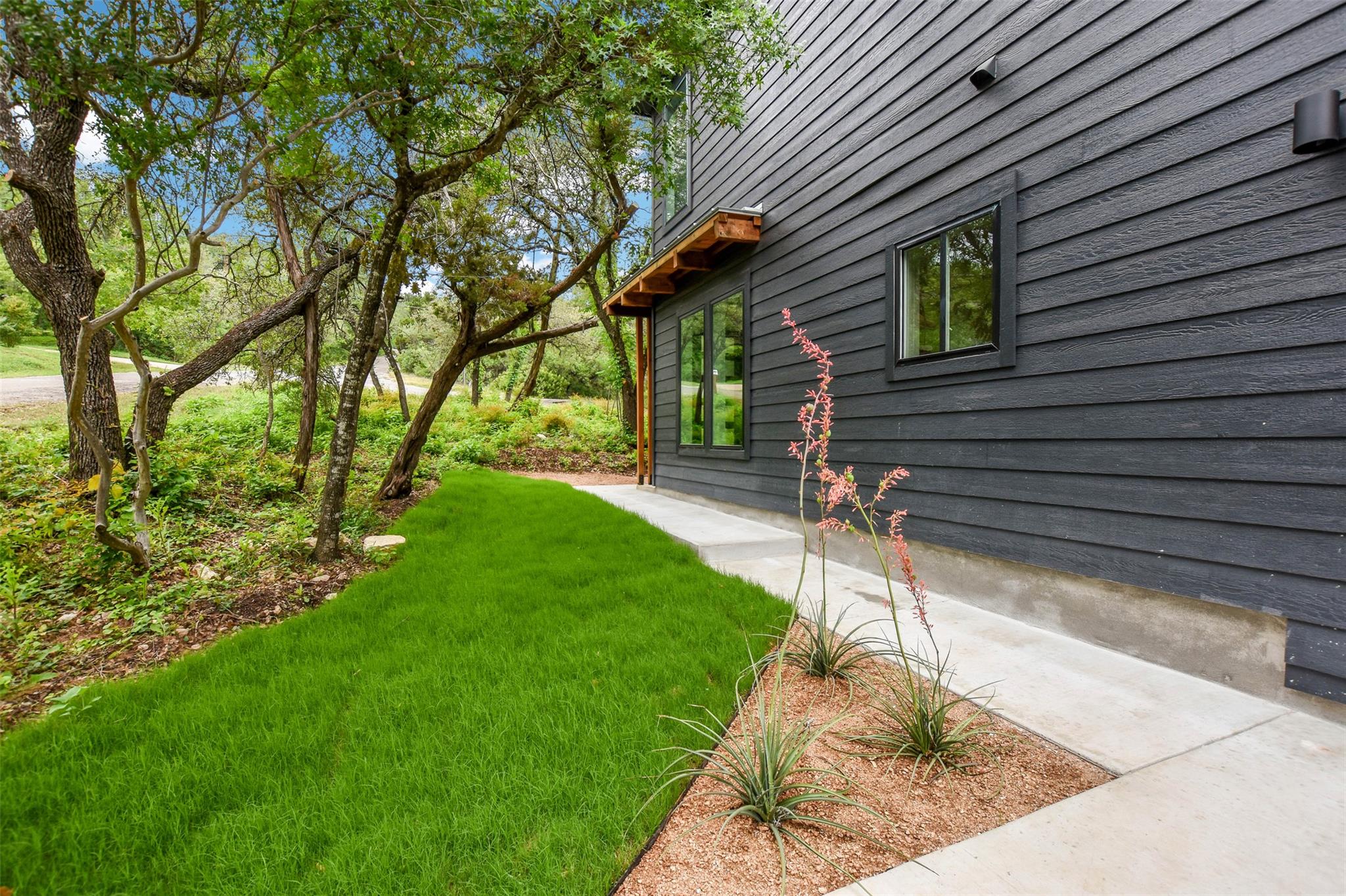 10918 Ridgeway St, Leander, TX 78645