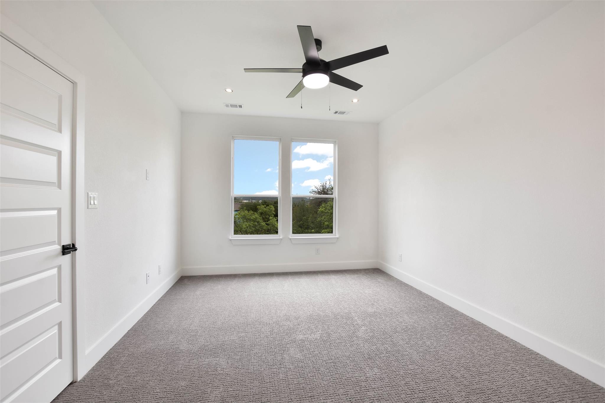 10918 Ridgeway St, Leander, TX 78645