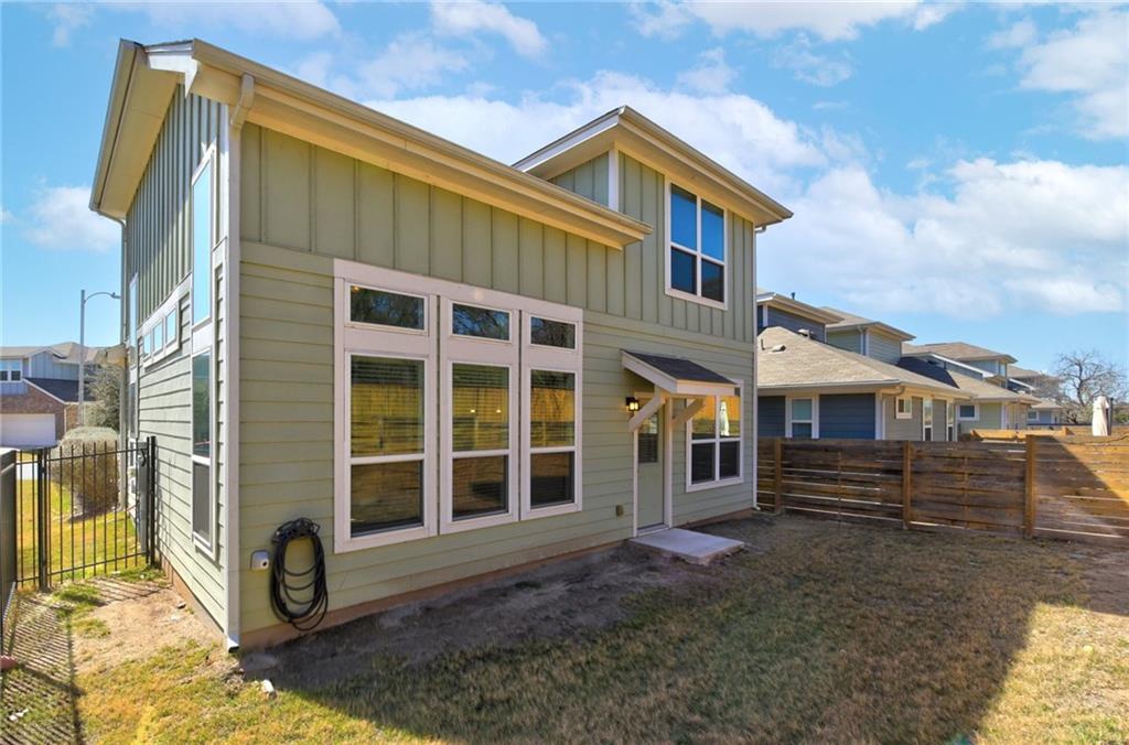 5809 SWAYDEN Ln, Austin, TX 78745