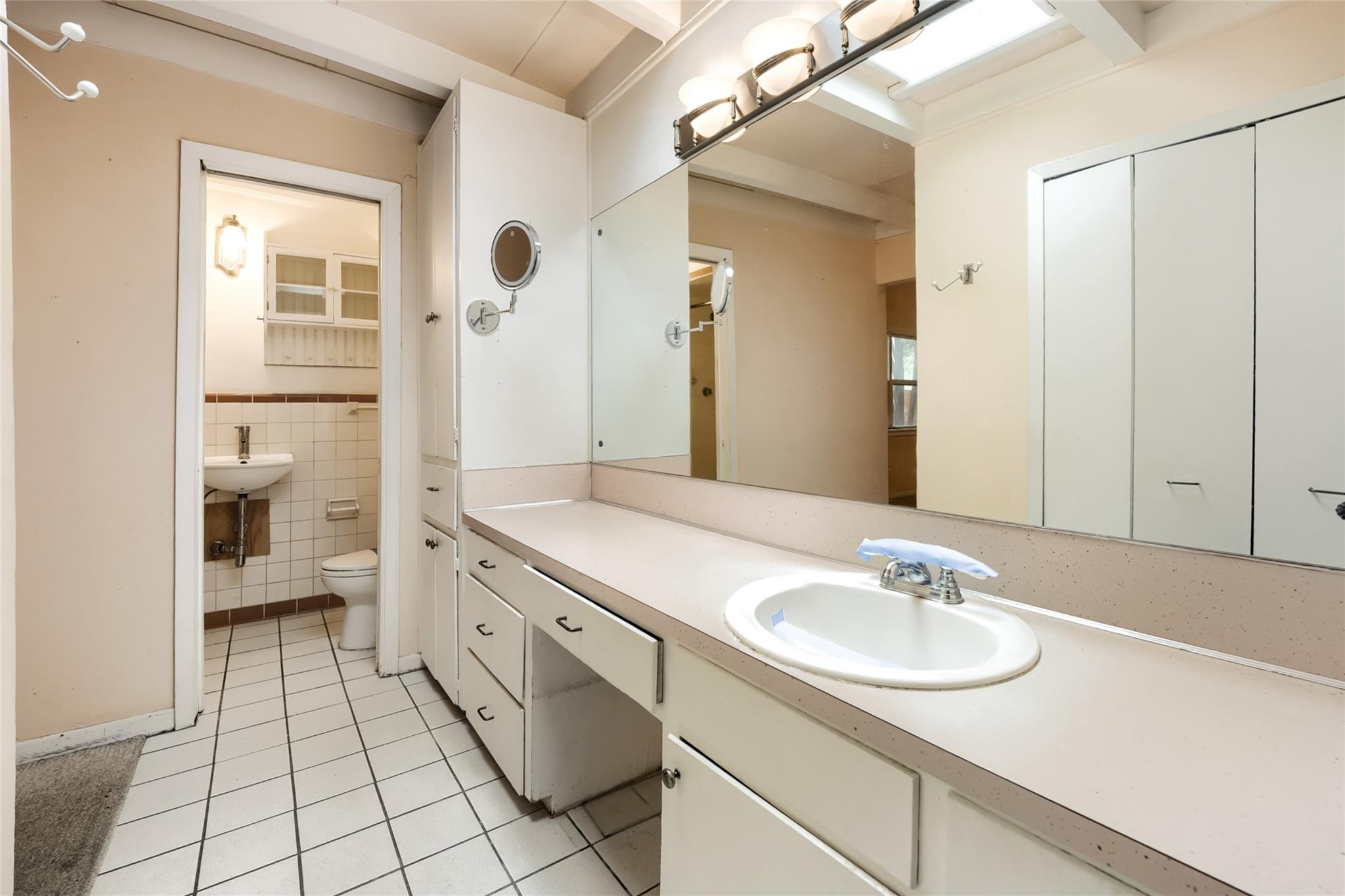 2703 Addison Ave, Austin, TX 78757