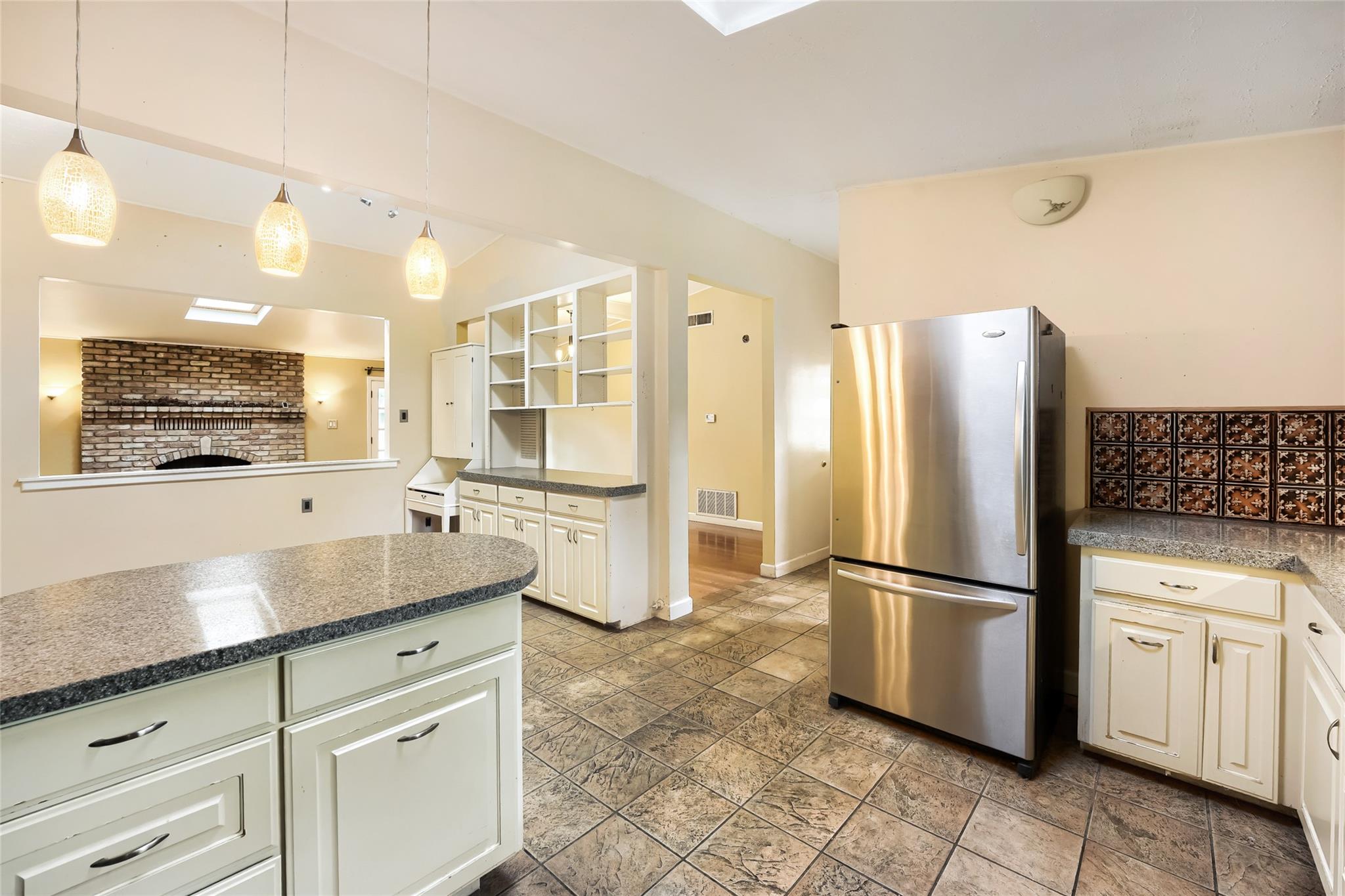 2703 Addison Ave, Austin, TX 78757