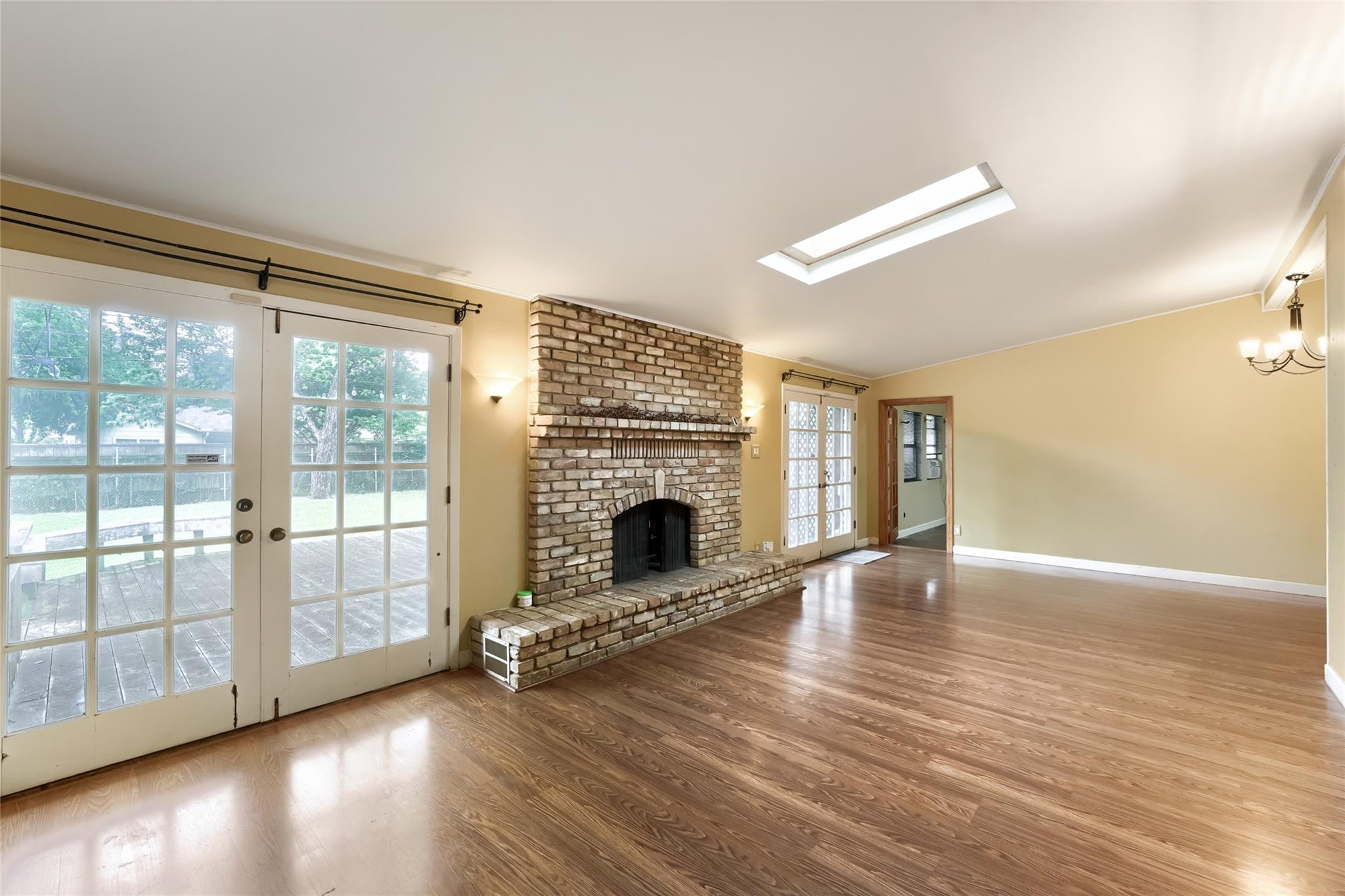 2703 Addison Ave, Austin, TX 78757