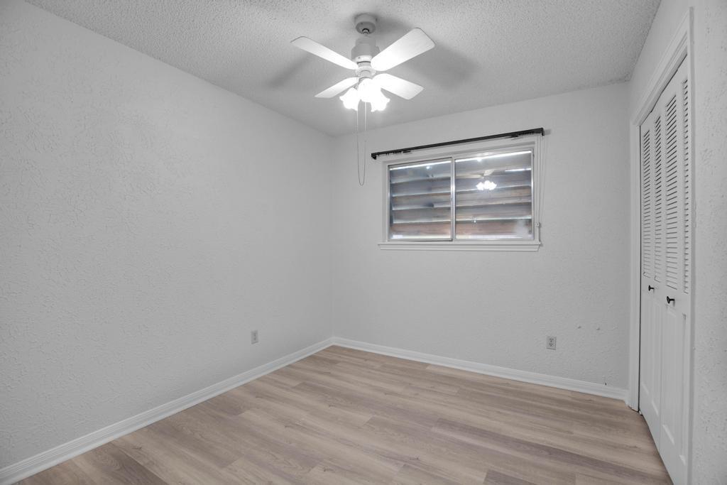 9427 Braeburn Gln, Austin, TX 78729