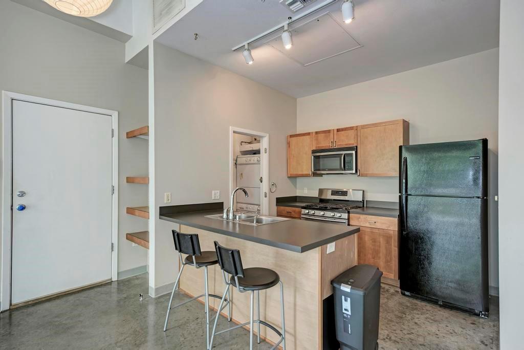 2401 E 6th St # 3046, Austin, TX 78702