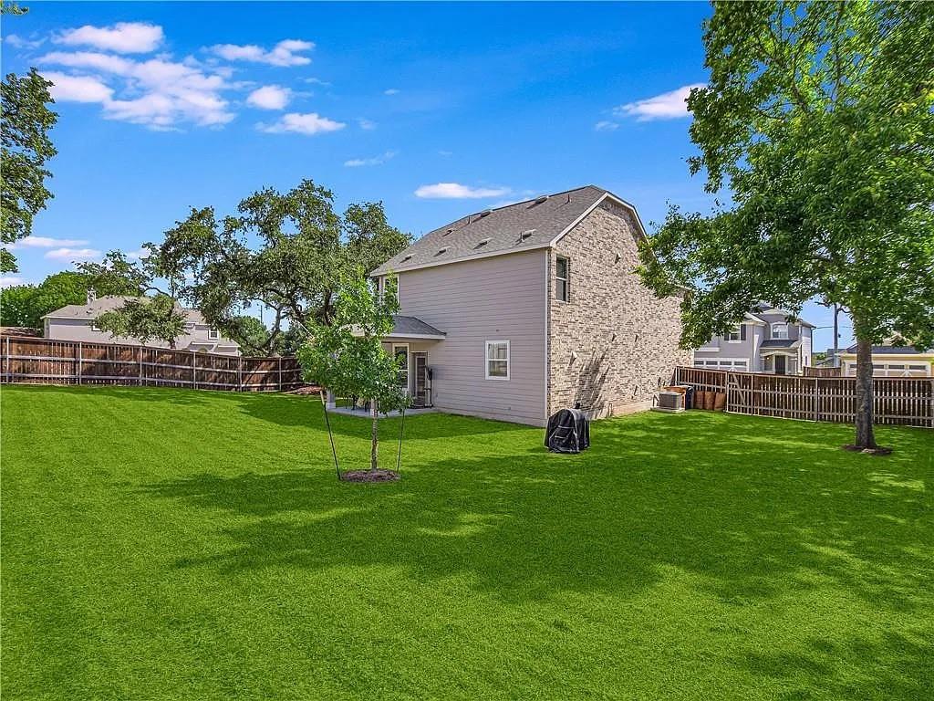 808 Sand Hill Branch Dr, Austin, TX 78748