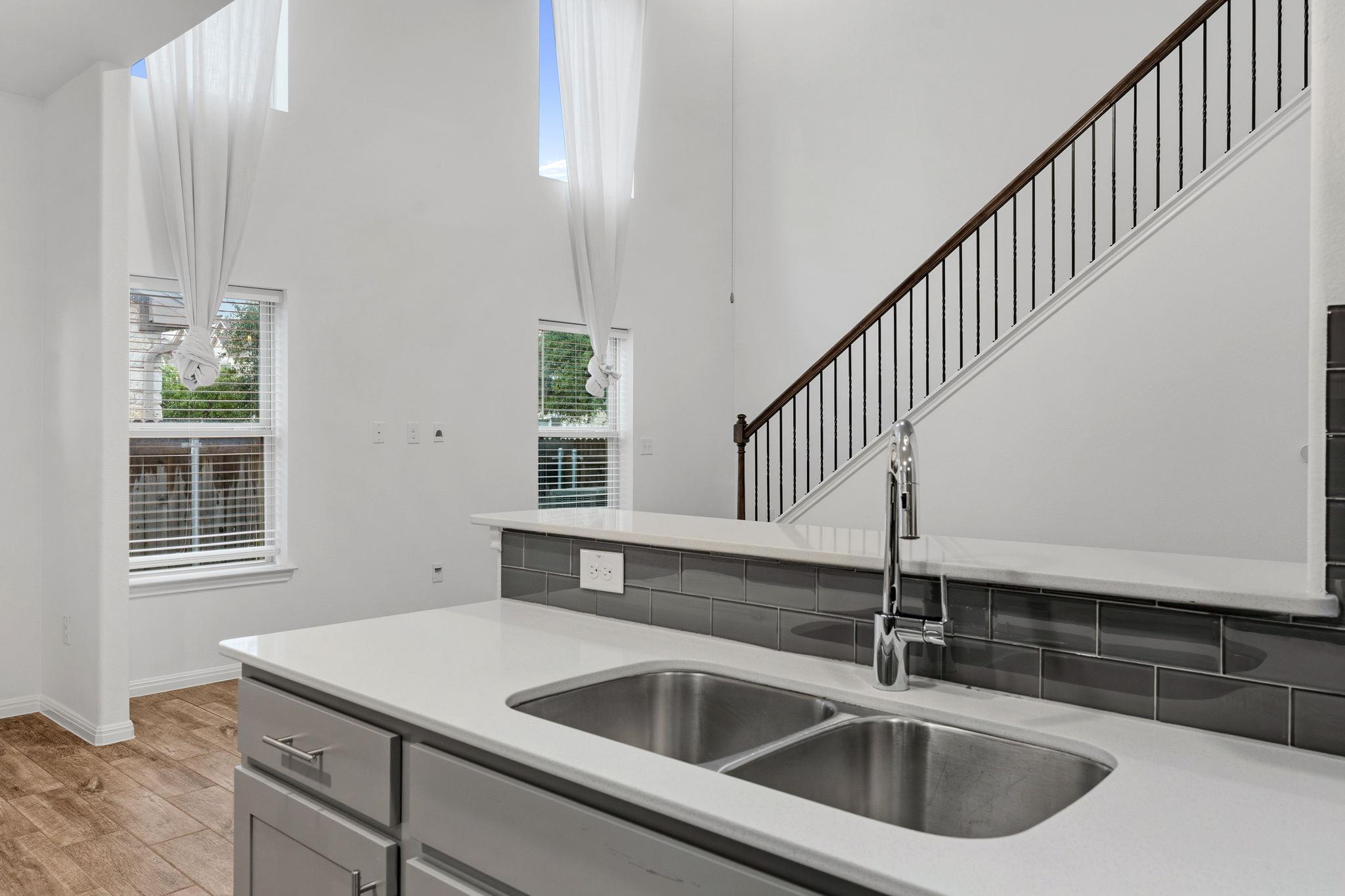 11807 Frenchie Ln # 1404, Austin, TX 78748