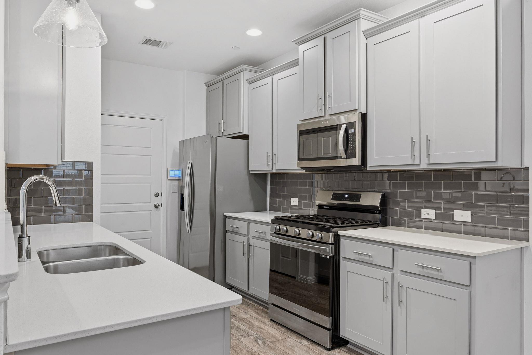 11807 Frenchie Ln # 1404, Austin, TX 78748