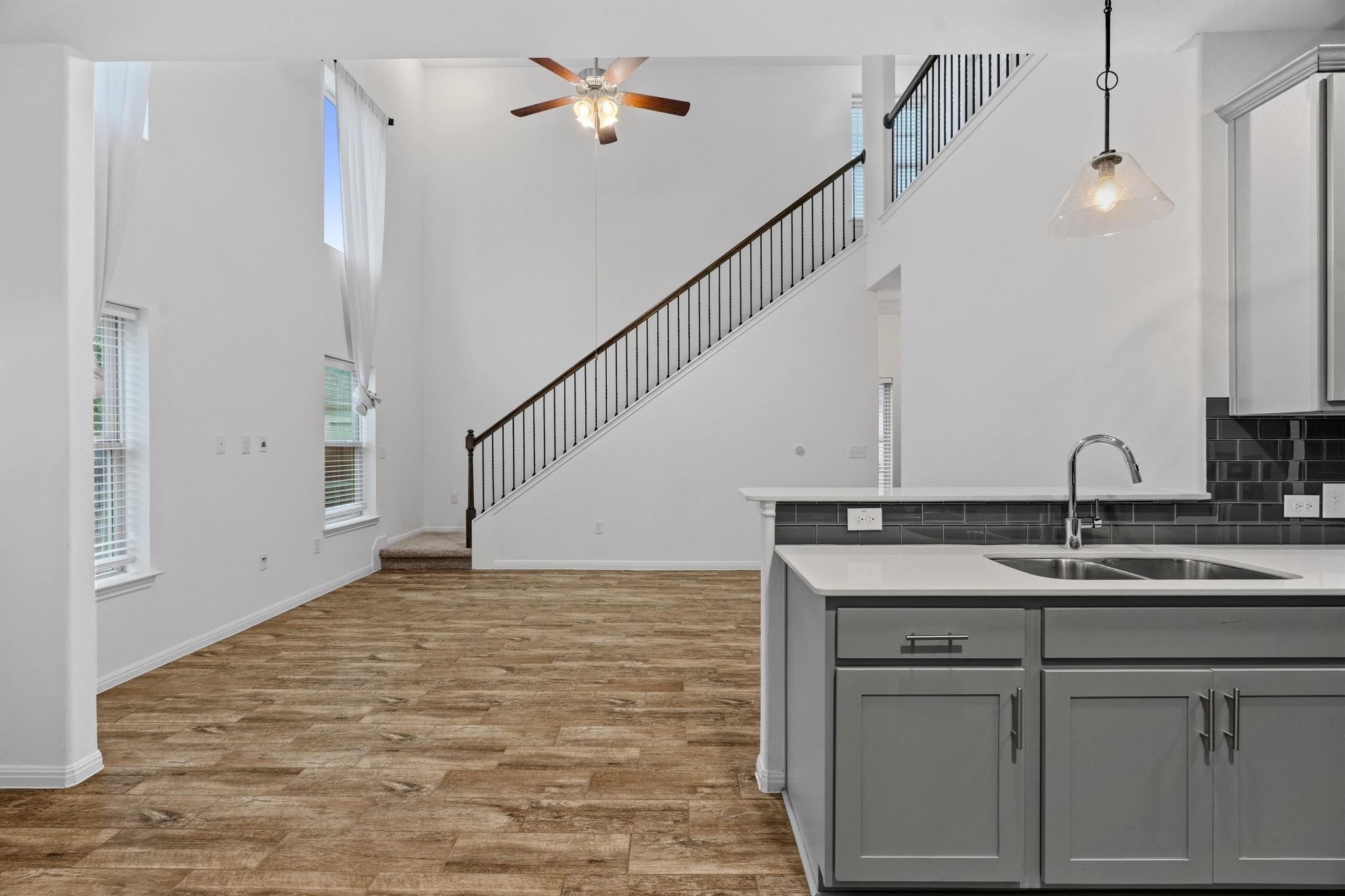 11807 Frenchie Ln # 1404, Austin, TX 78748